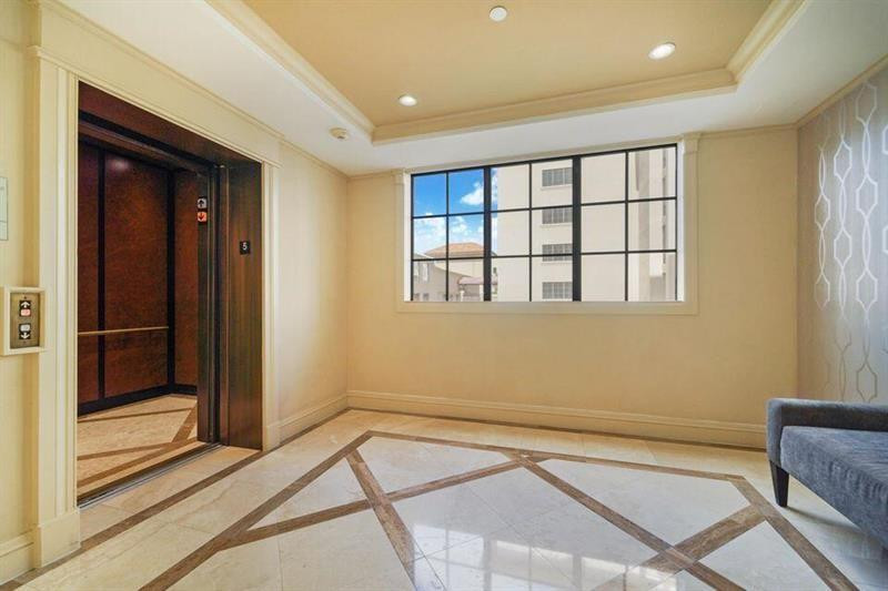 BOCA GRAND - Residential