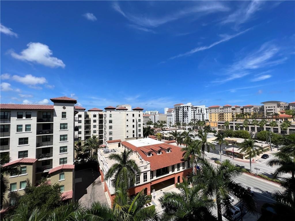 BOCA GRAND - Residential