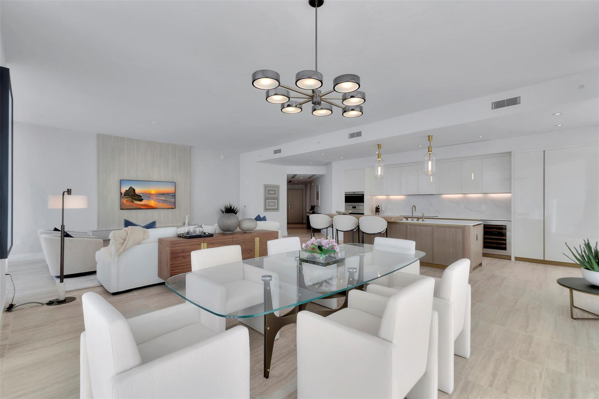 Four Seasons - Residential Lease