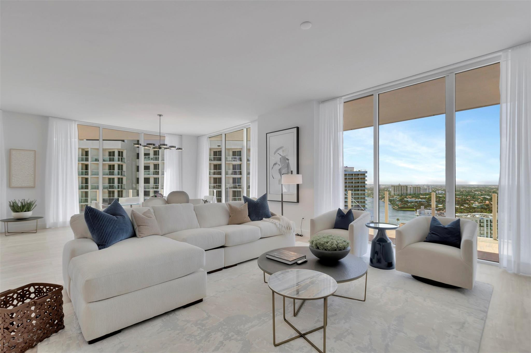 Four Seasons - Residential Lease