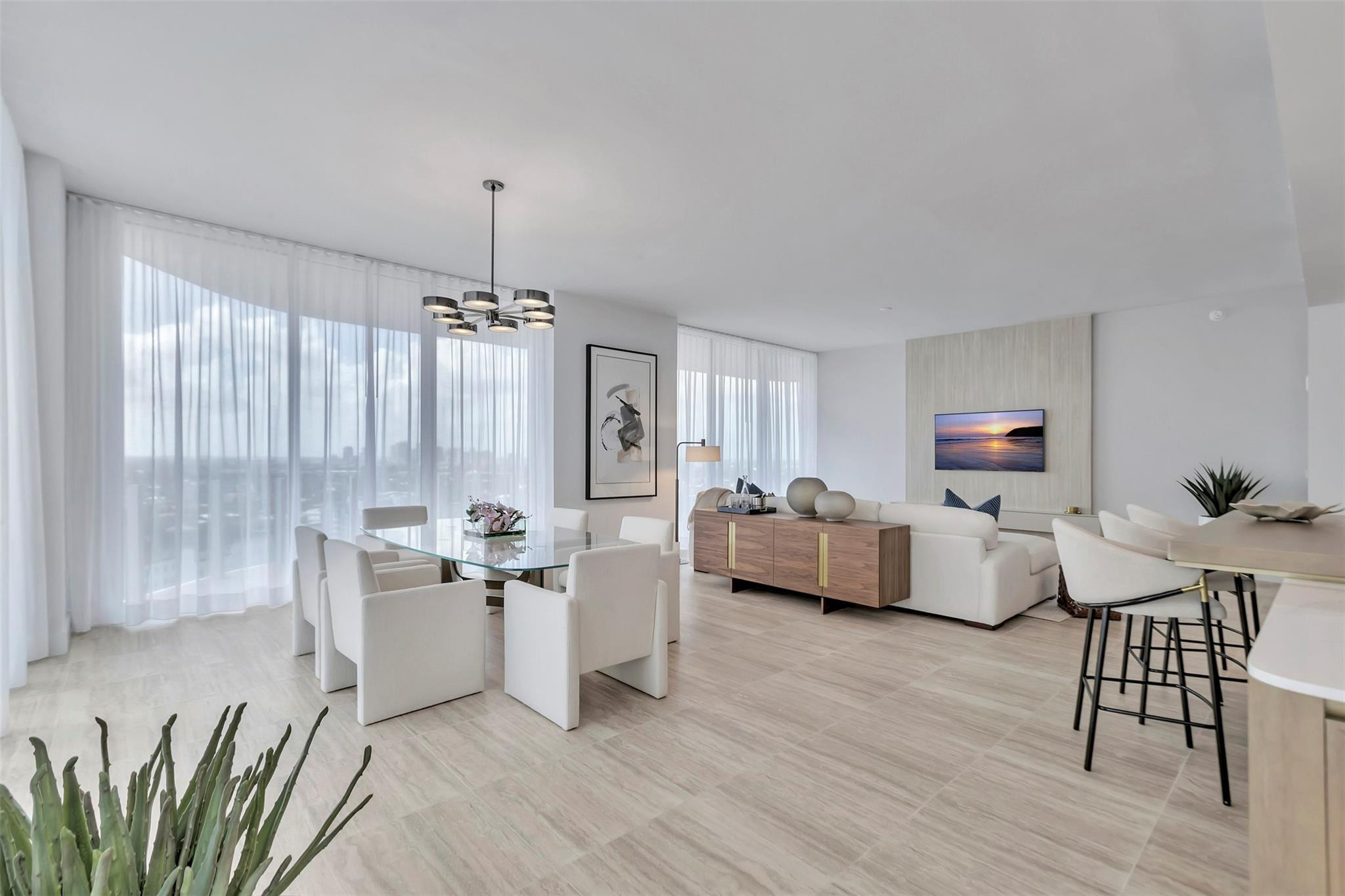 Four Seasons - Residential Lease