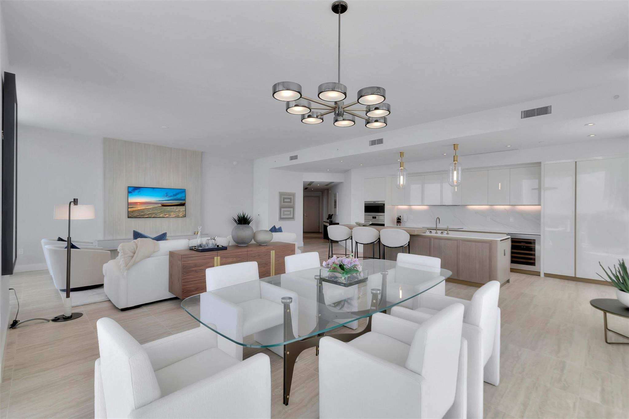 Four Seasons - Residential Lease