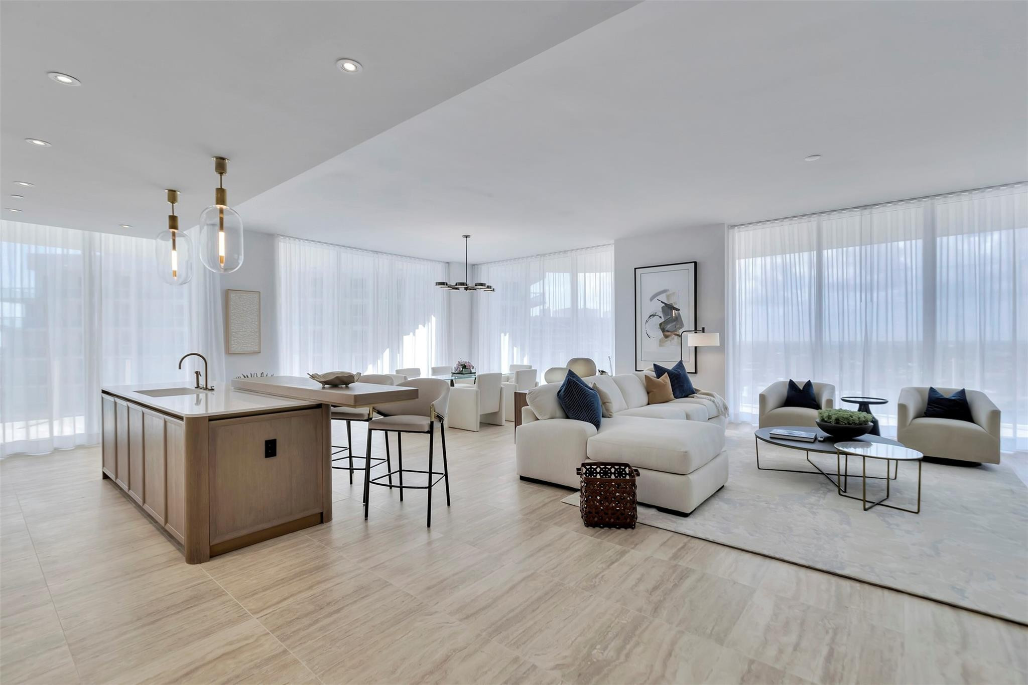Four Seasons - Residential Lease