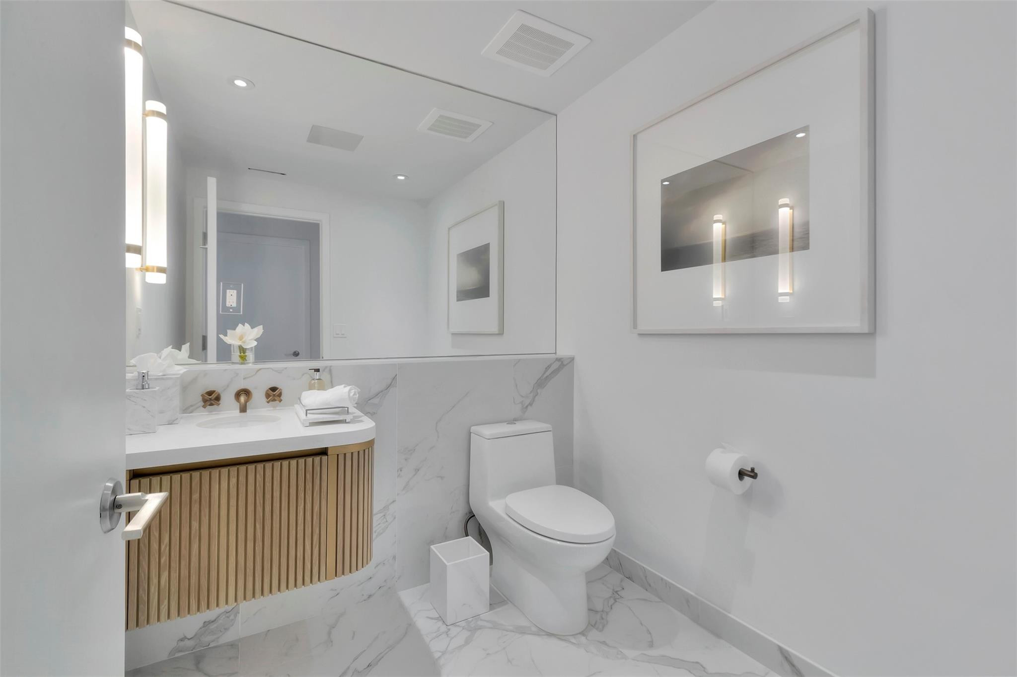 Four Seasons - Residential Lease