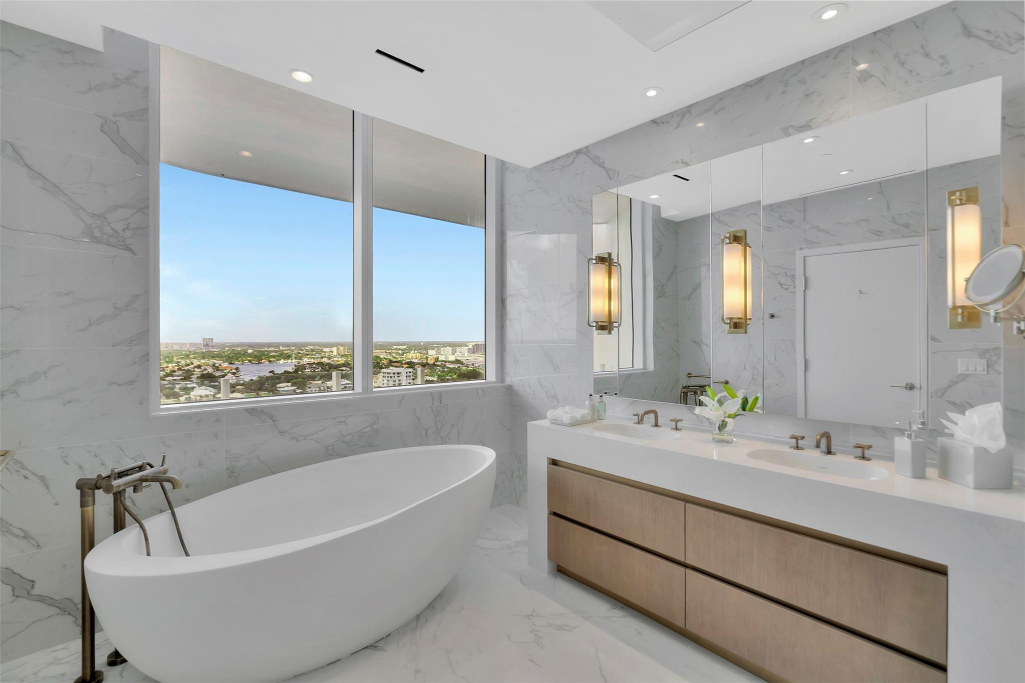 Four Seasons - Residential Lease