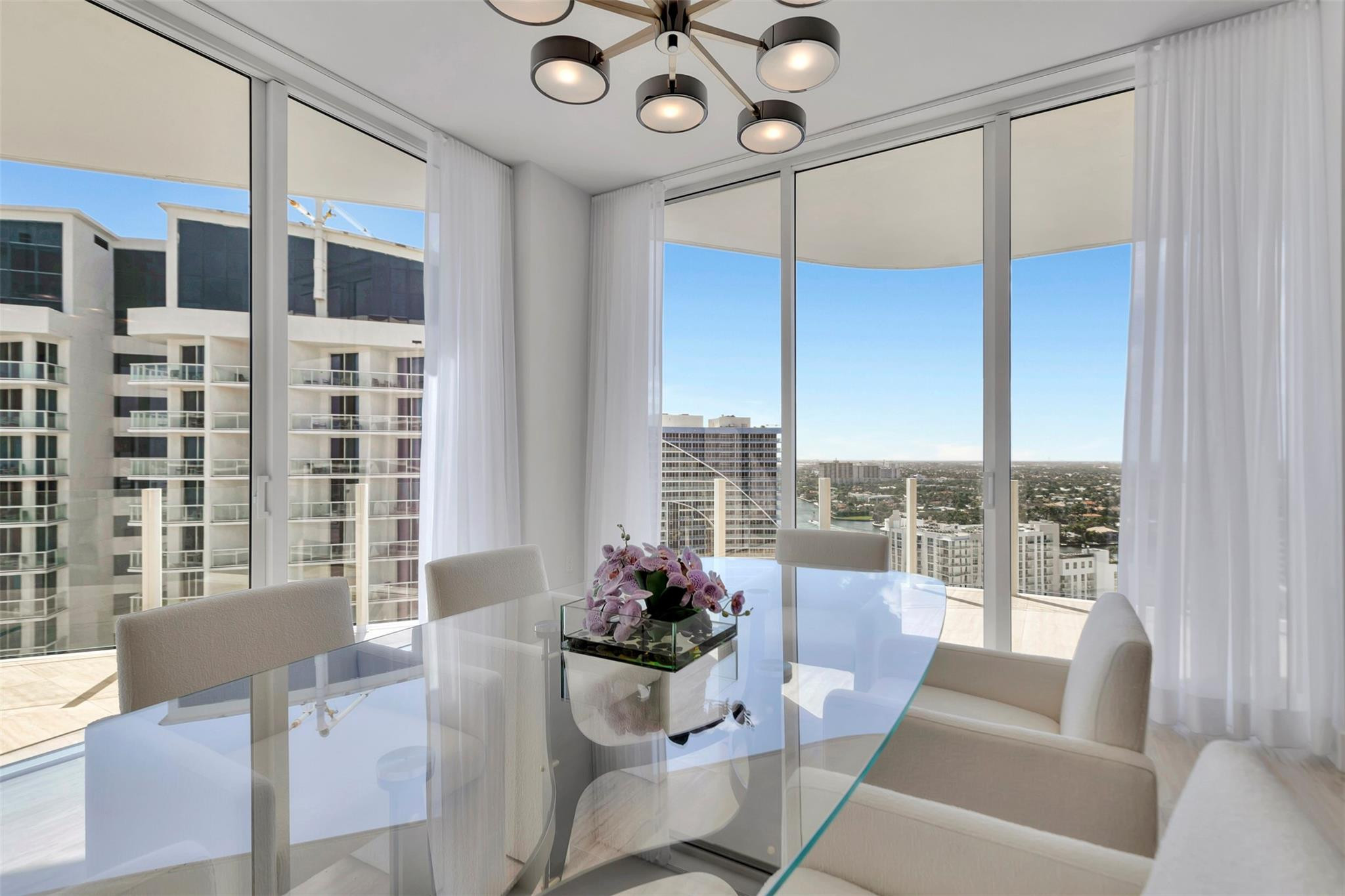 Four Seasons - Residential Lease