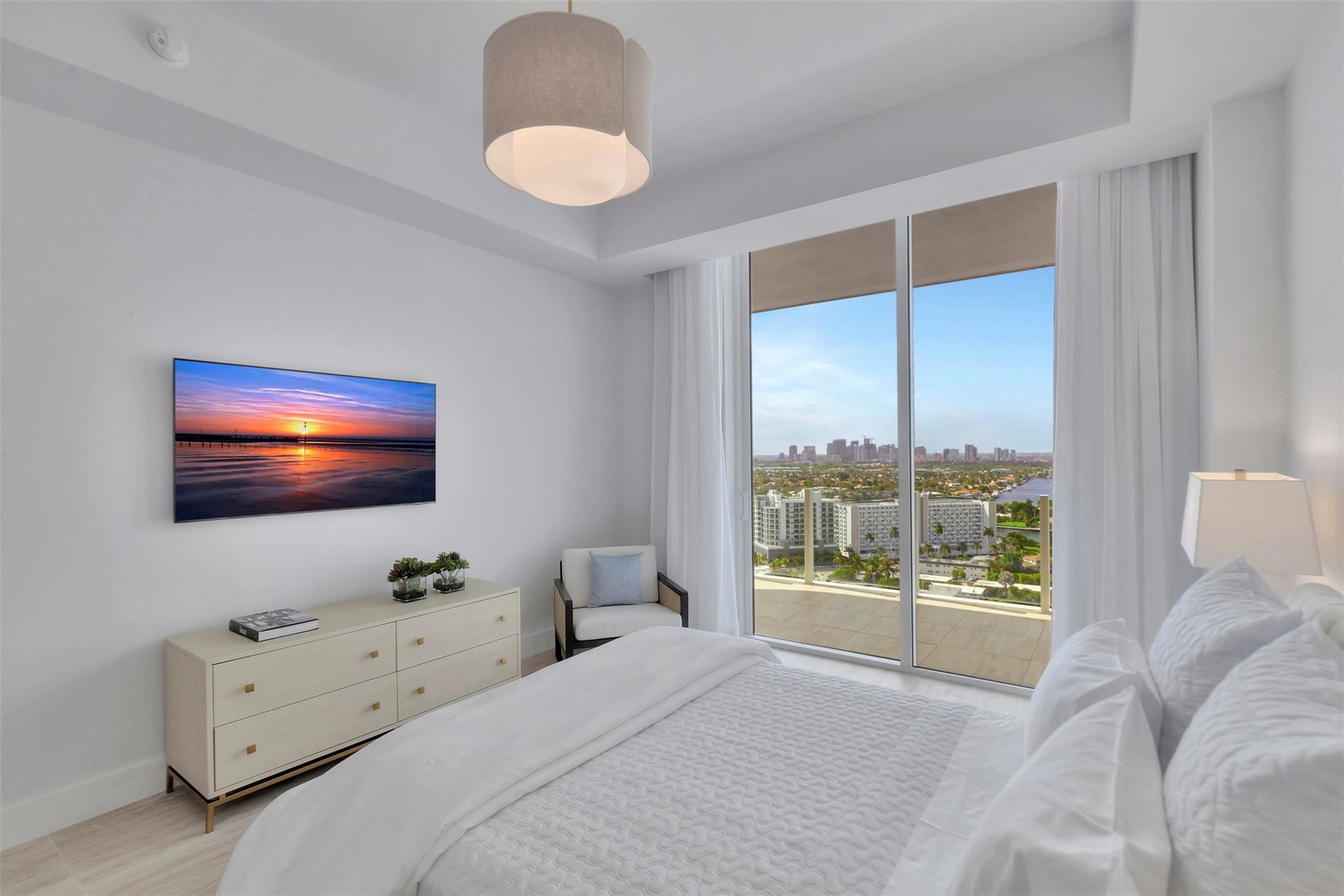 Four Seasons - Residential Lease
