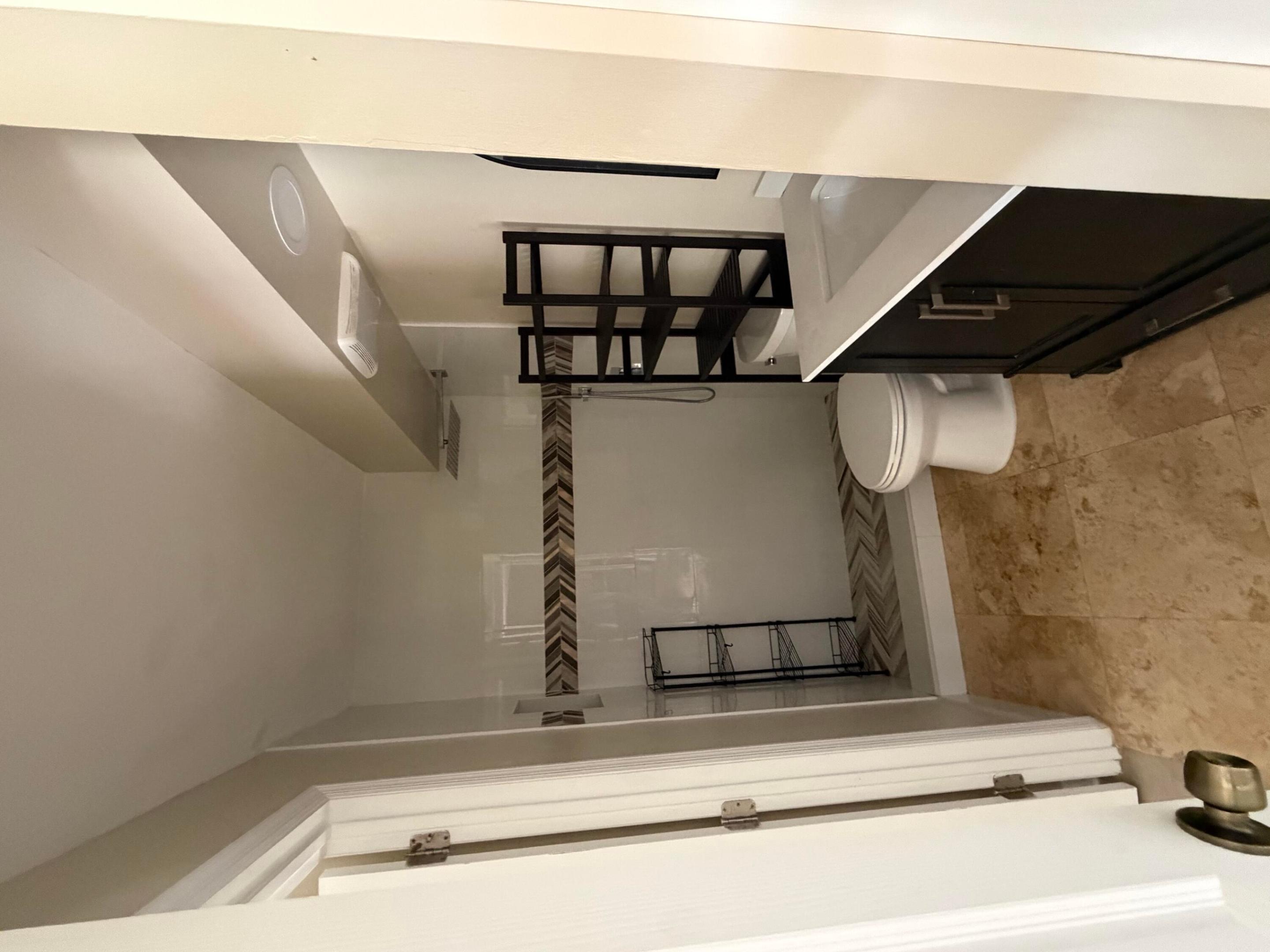 COLONNADES CONDO - Residential Lease