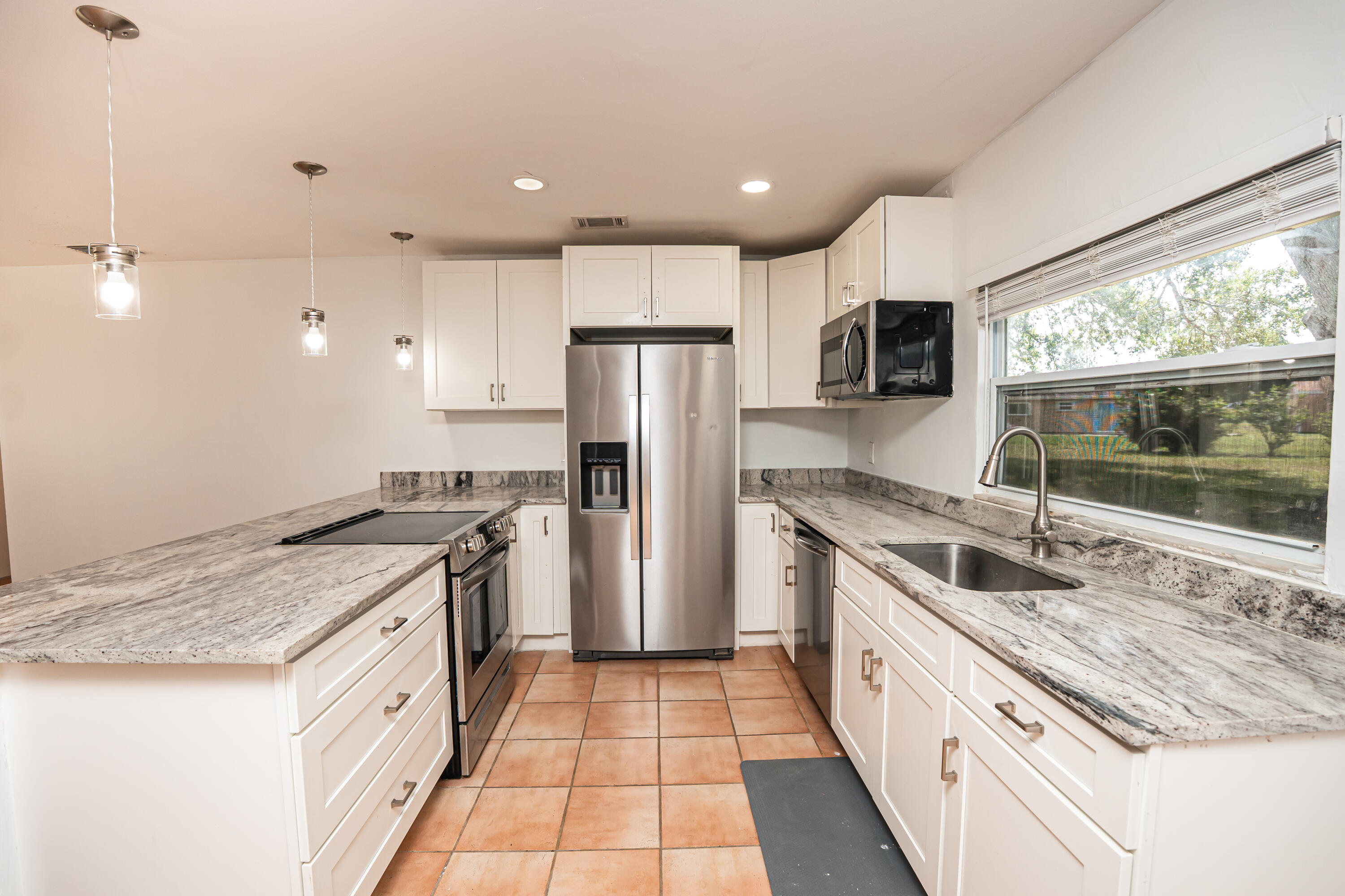 PORT ST LUCIE SECTION 42 1ST REPLAT - Residential