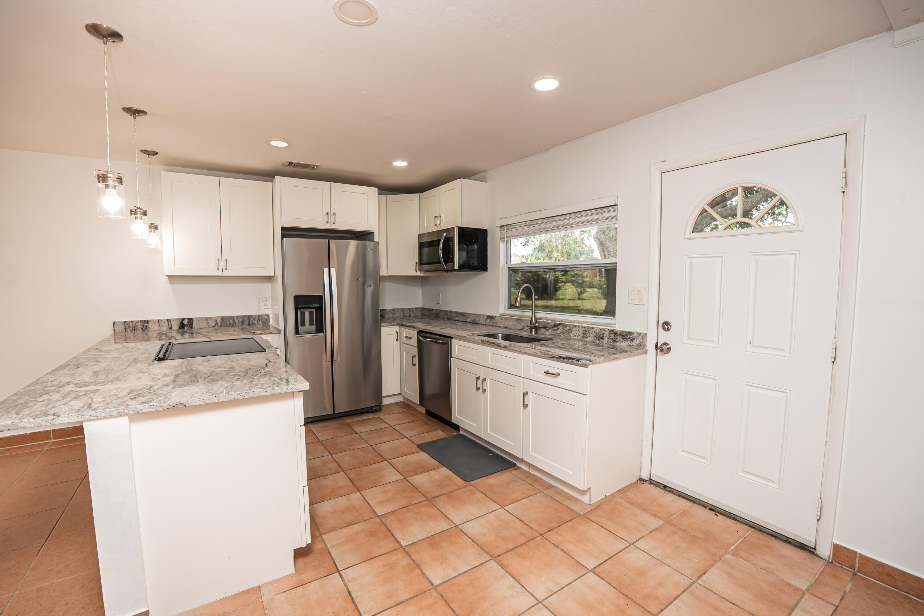 PORT ST LUCIE SECTION 42 1ST REPLAT - Residential