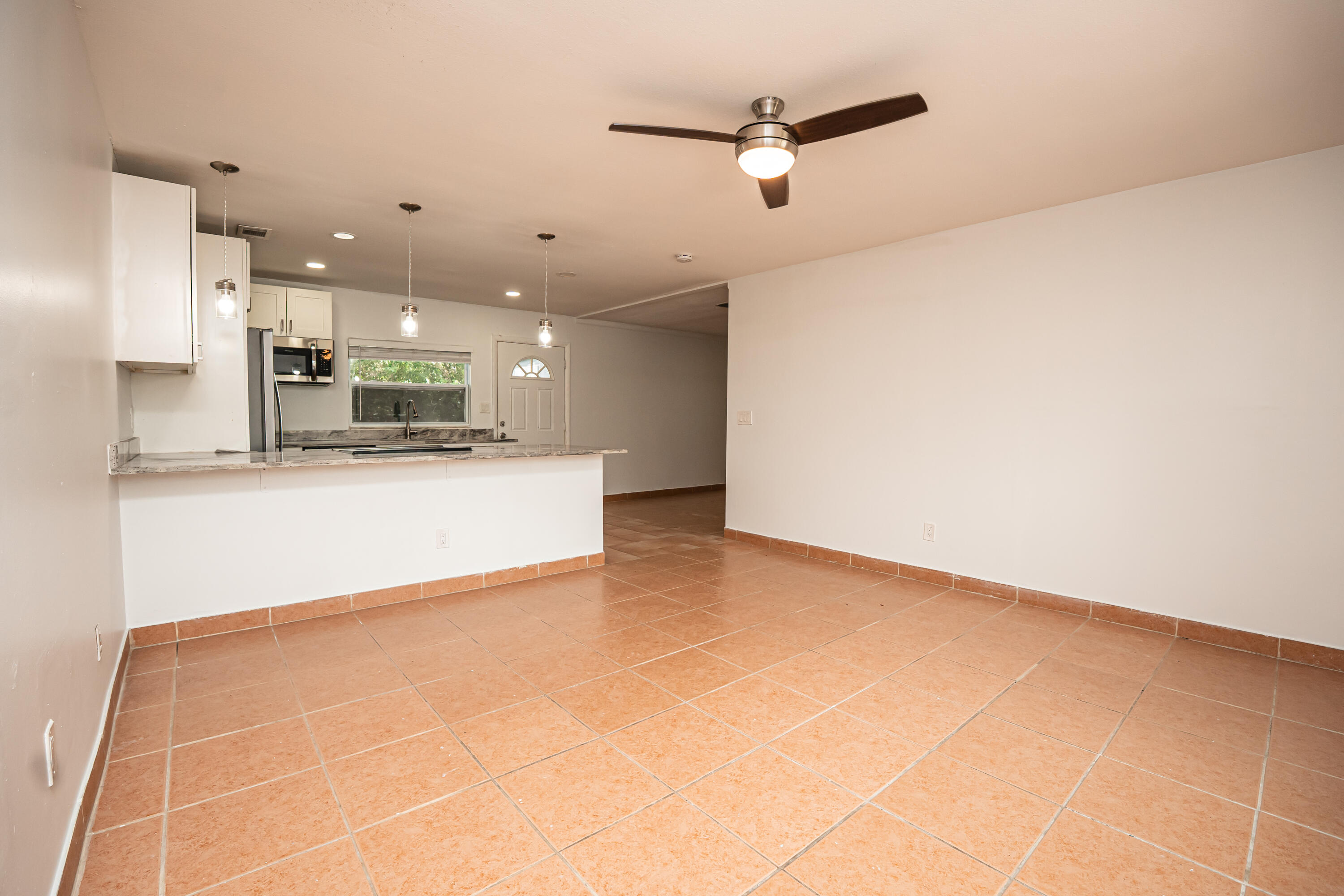 PORT ST LUCIE SECTION 42 1ST REPLAT - Residential