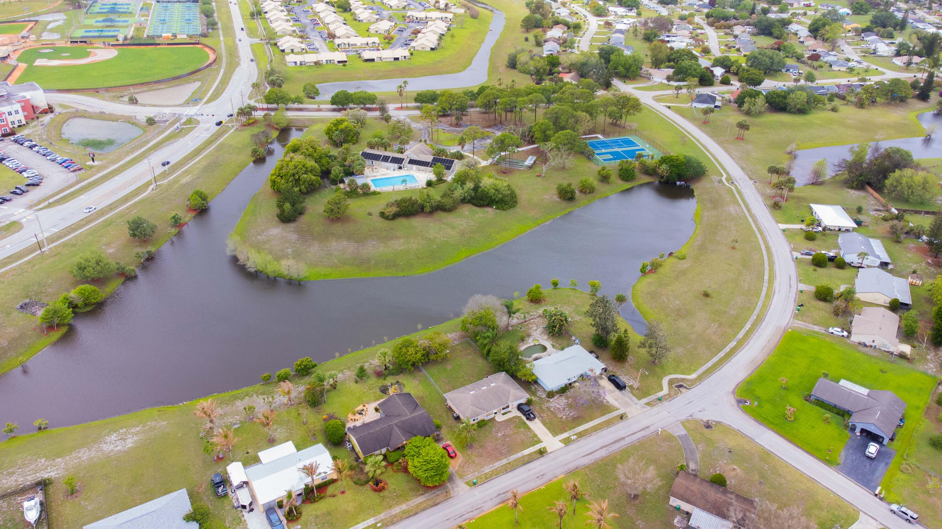 PORT ST LUCIE SECTION 42 1ST REPLAT - Residential