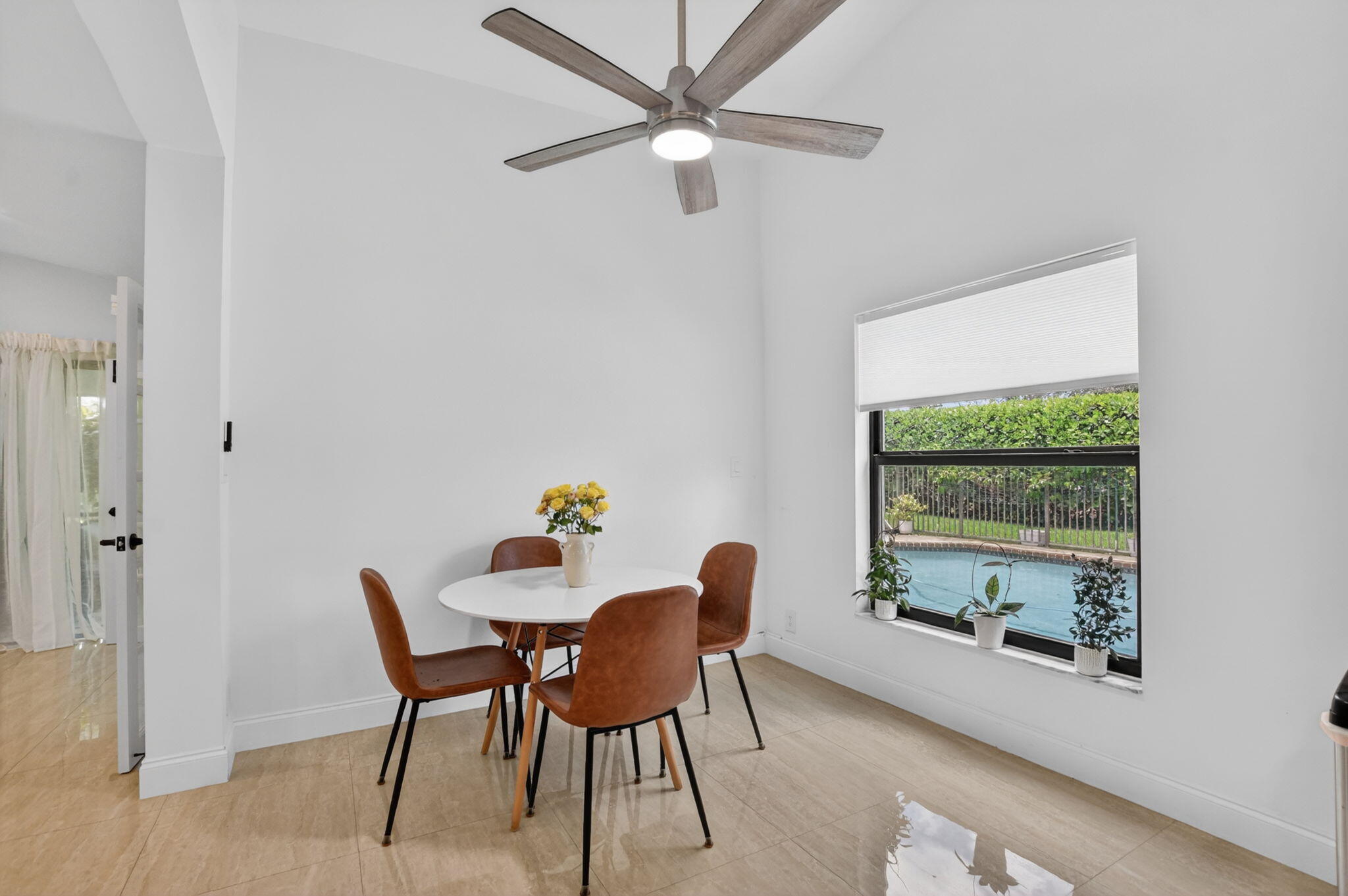 BOCA GREENS 2 - Residential