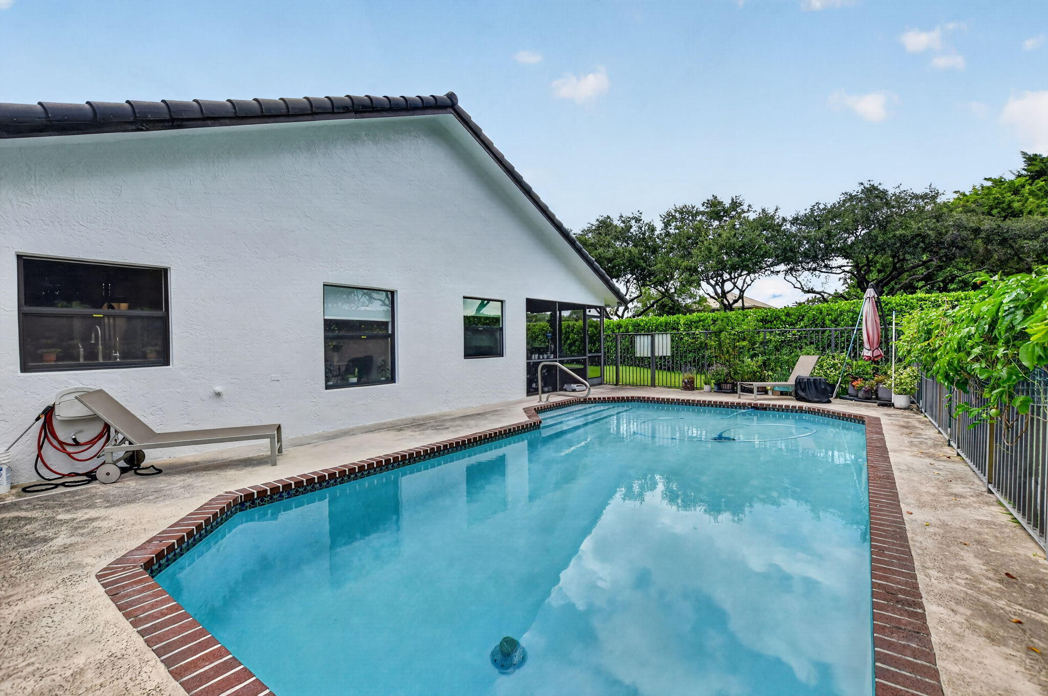 BOCA GREENS 2 - Residential