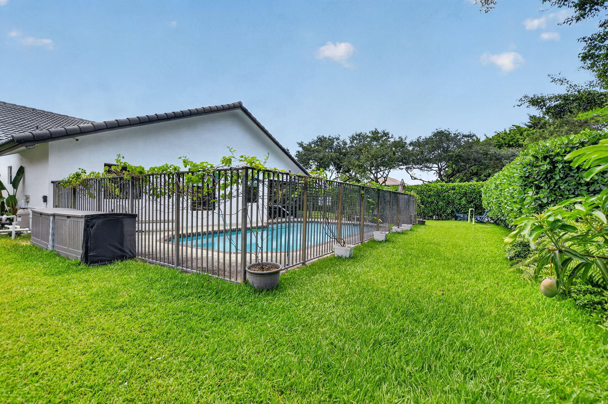 BOCA GREENS 2 - Residential