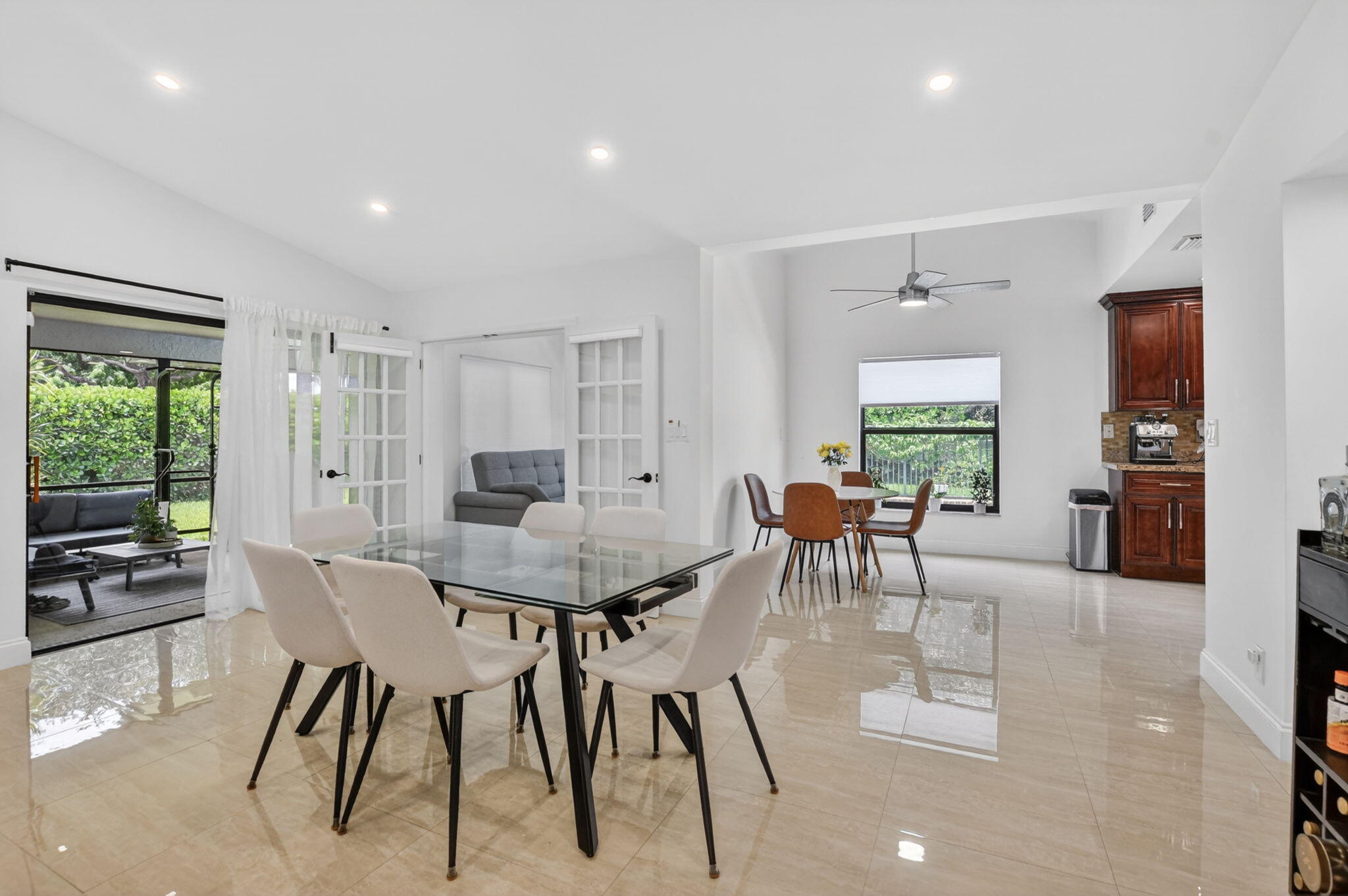 BOCA GREENS 2 - Residential
