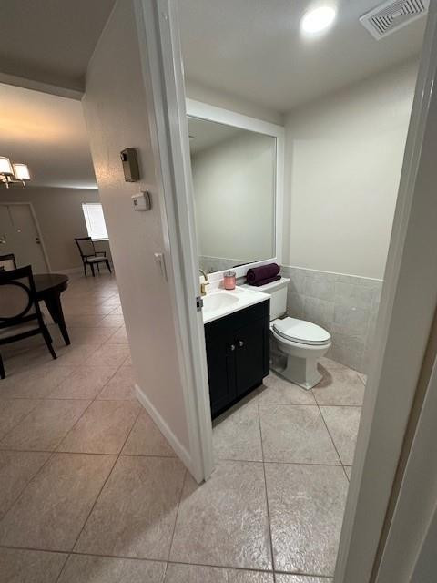 KINGS POINT SEVILLE CONDOS - Residential