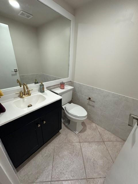 KINGS POINT SEVILLE CONDOS - Residential