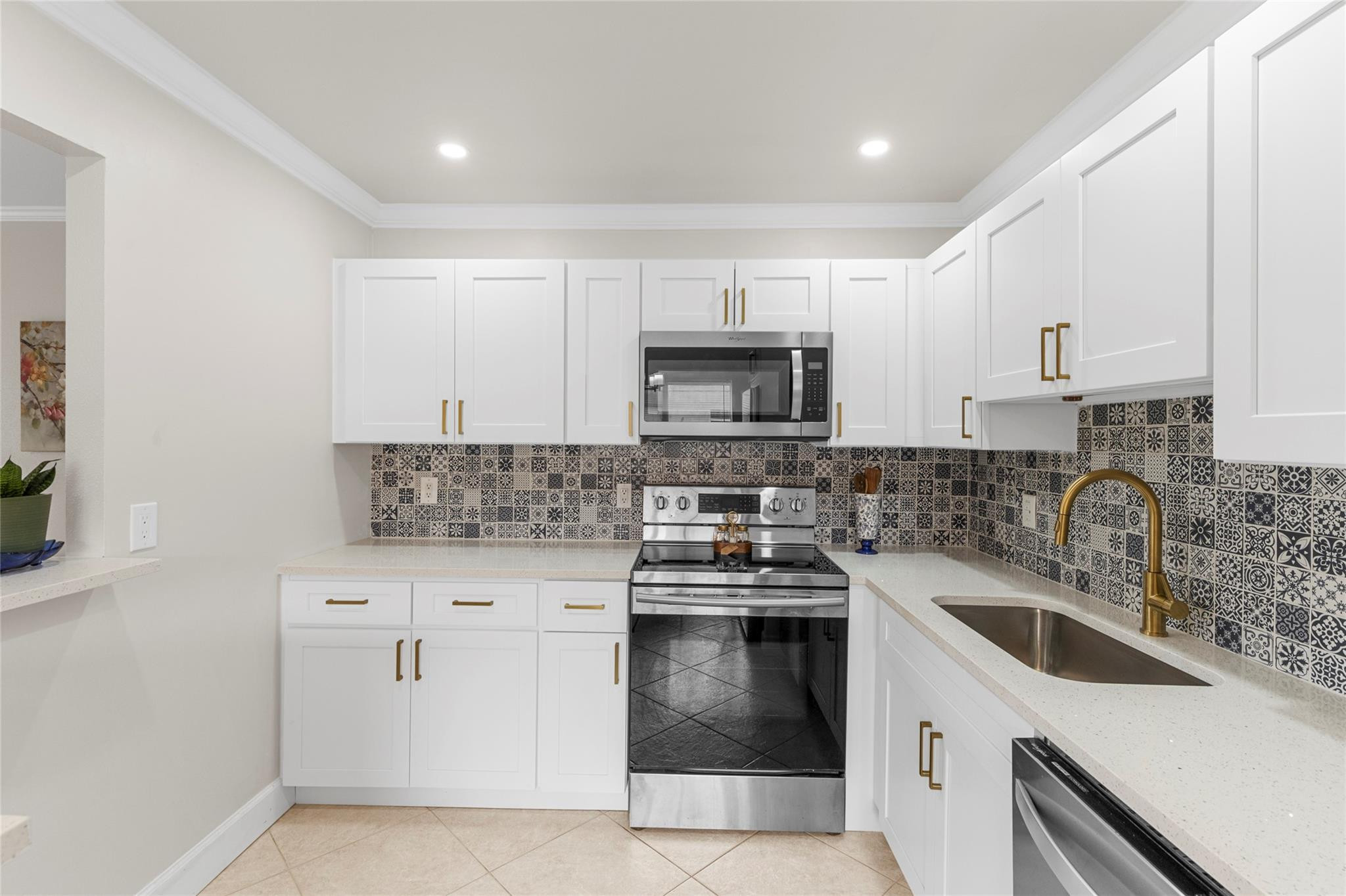 KINGS POINT SEVILLE CONDOS - Residential