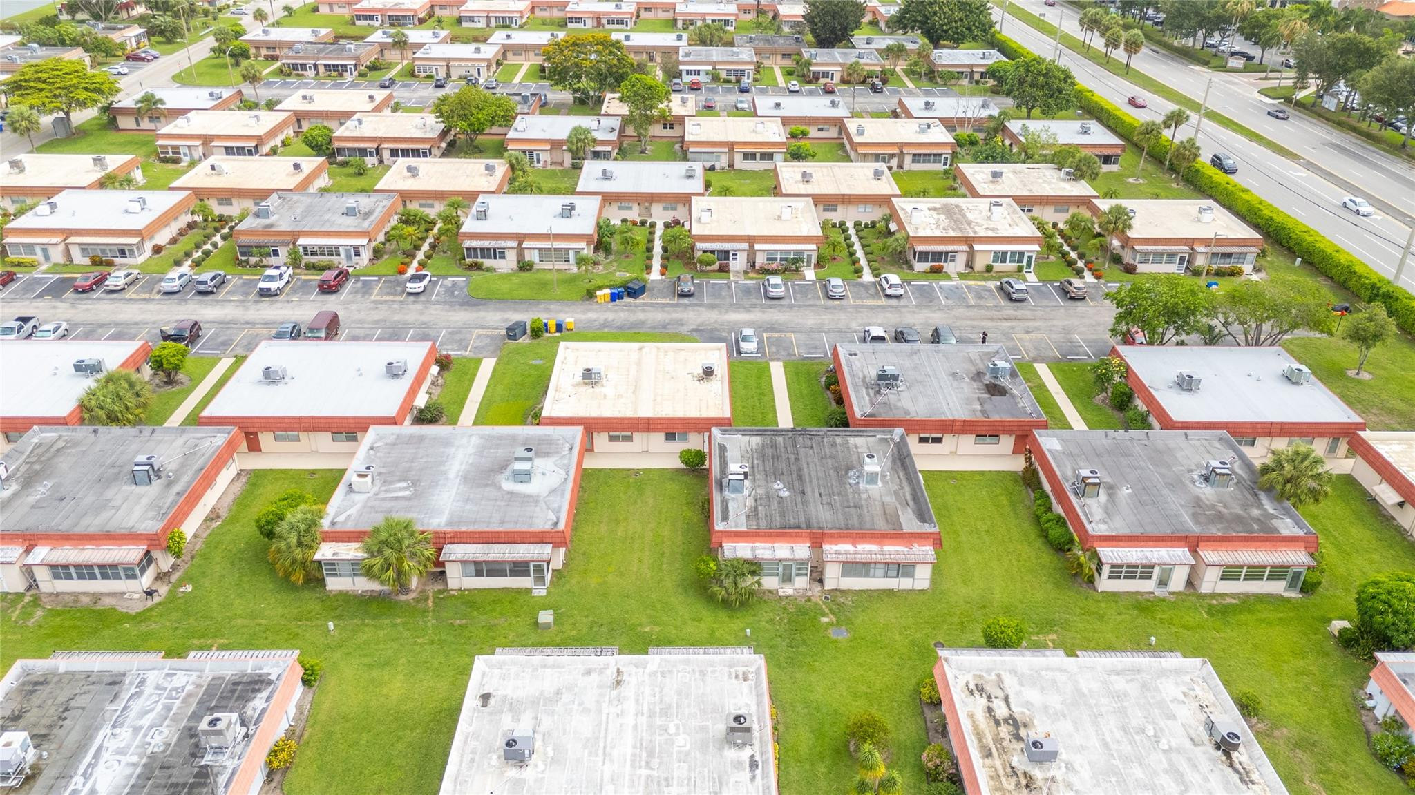 KINGS POINT SEVILLE CONDOS - Residential