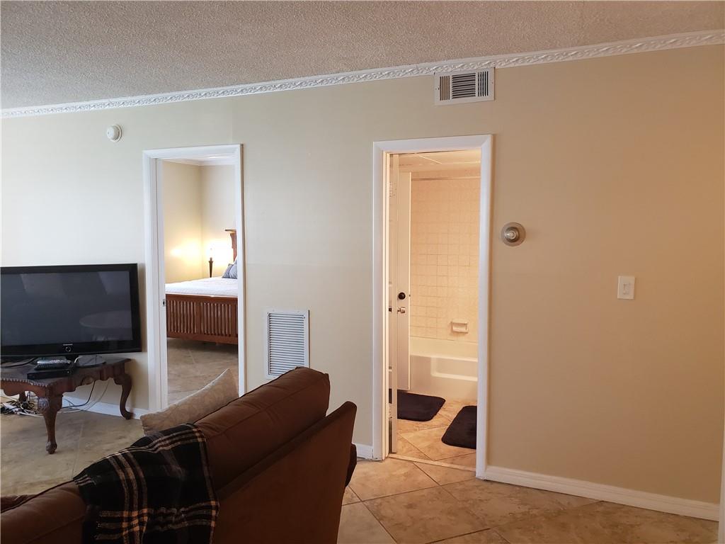 Oakland Grove Village - Residential