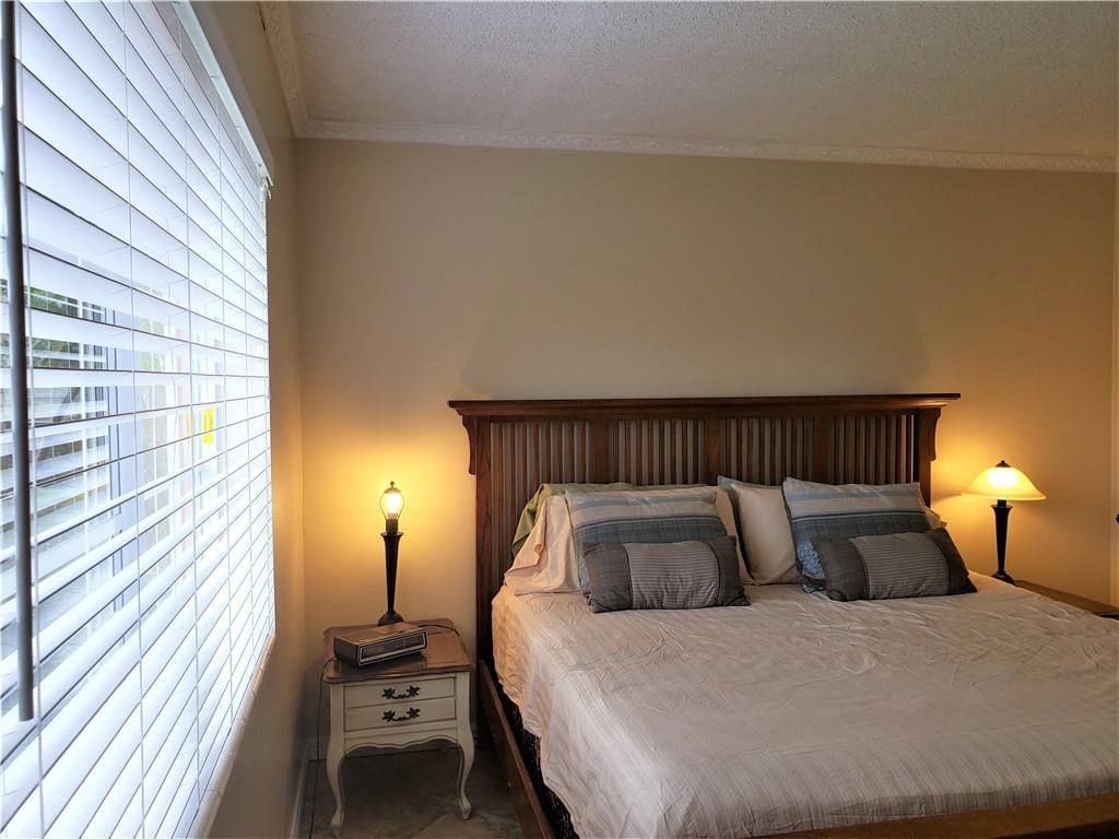 Oakland Grove Village - Residential