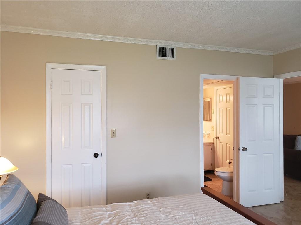 Oakland Grove Village - Residential
