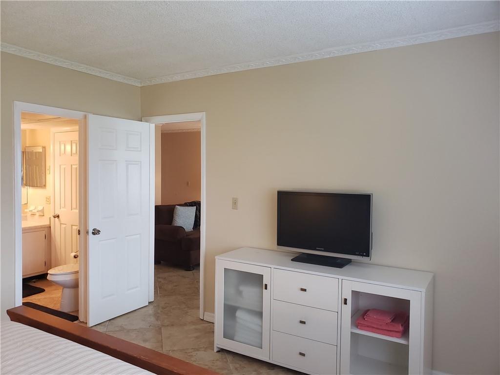 Oakland Grove Village - Residential
