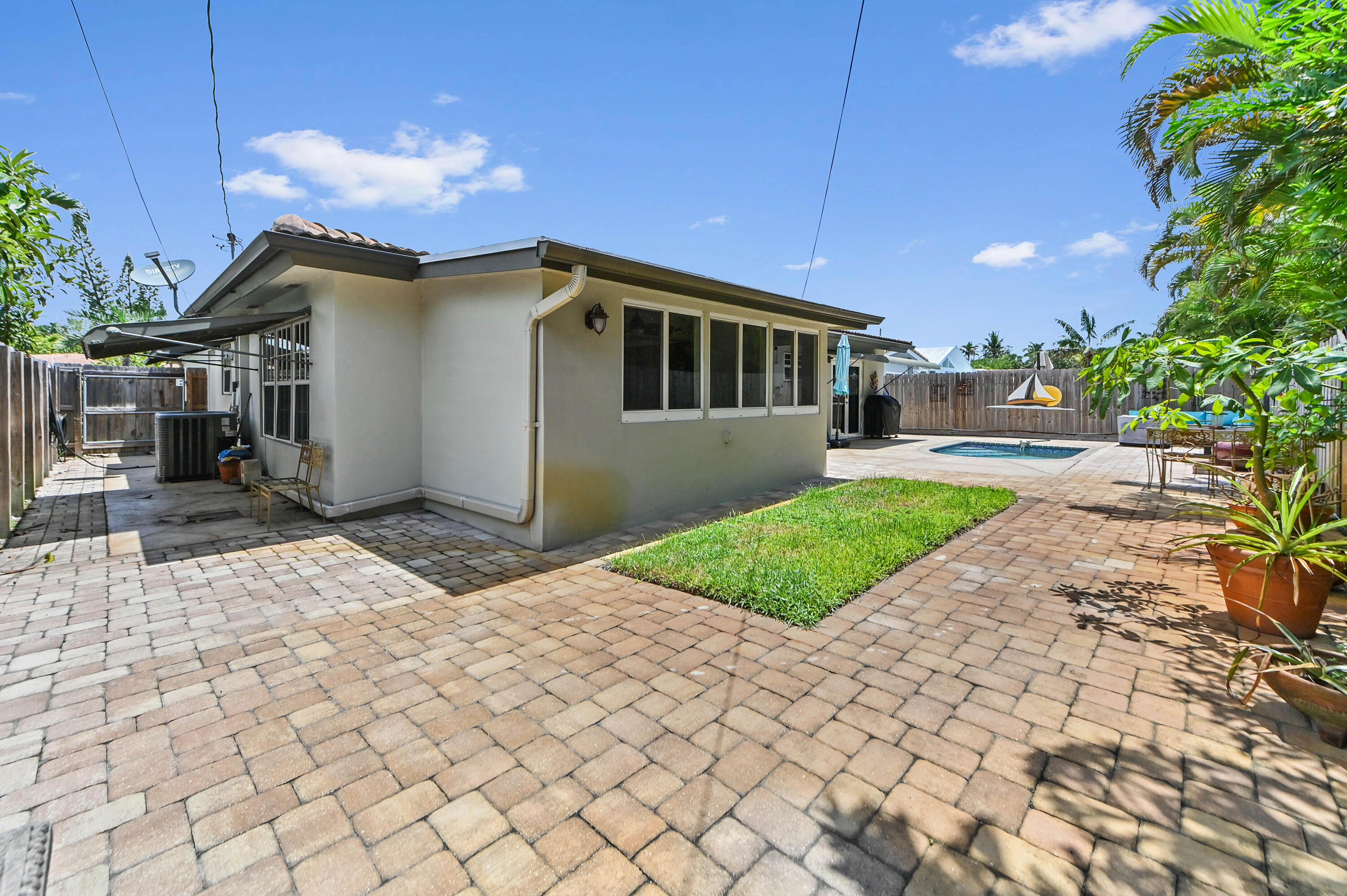 ALMAR ESTATES - Residential