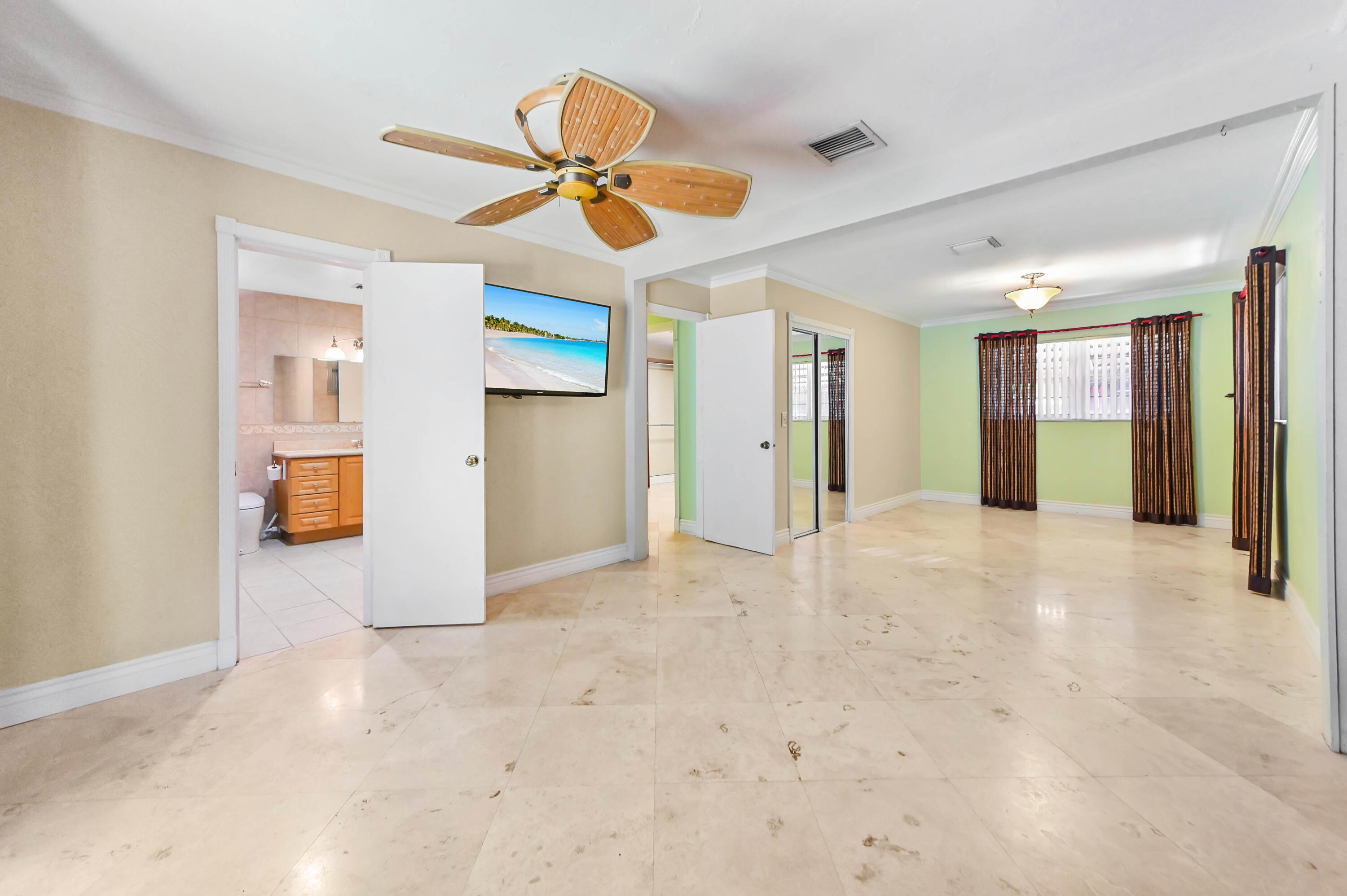 ALMAR ESTATES - Residential