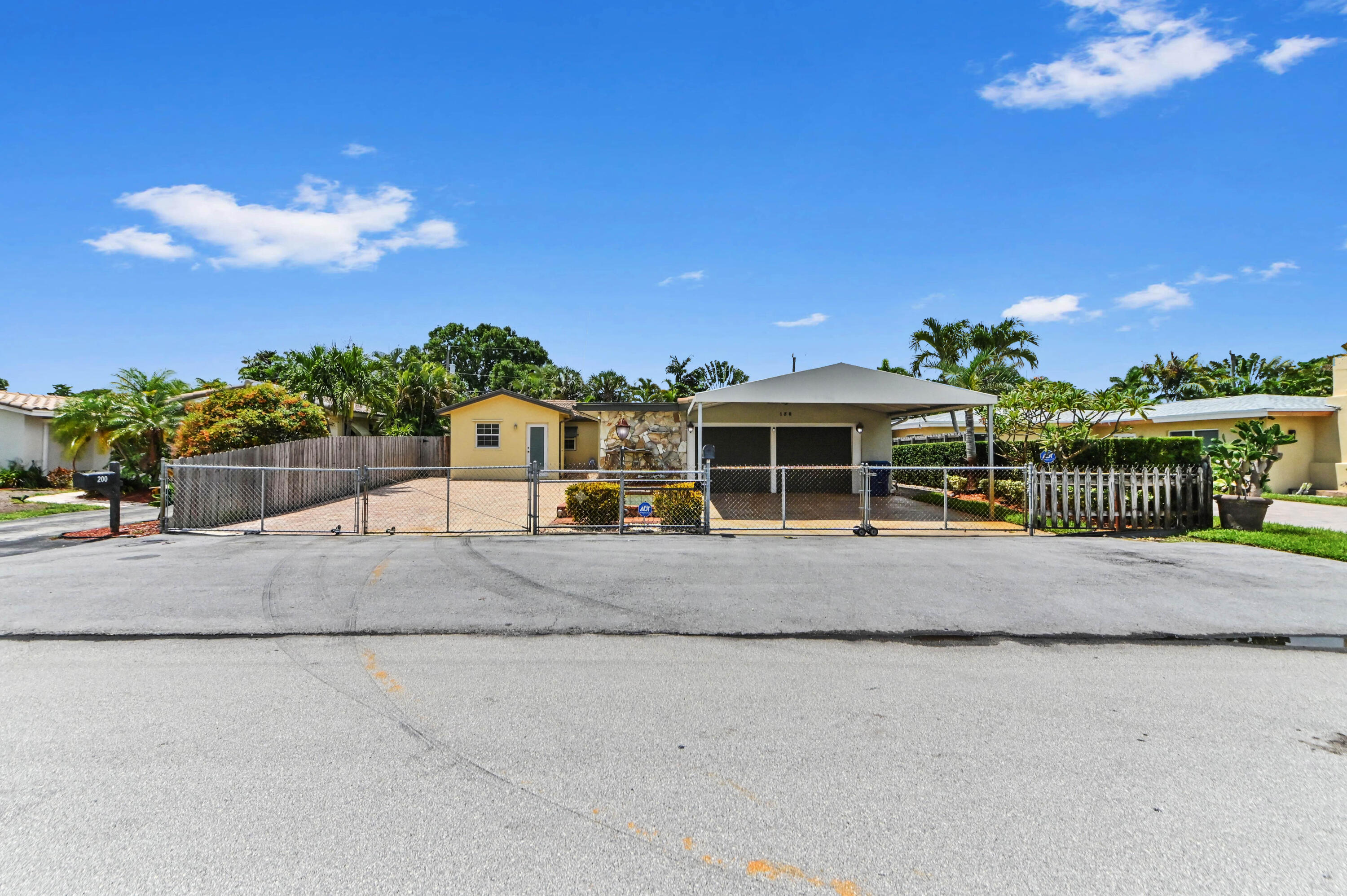 ALMAR ESTATES - Residential