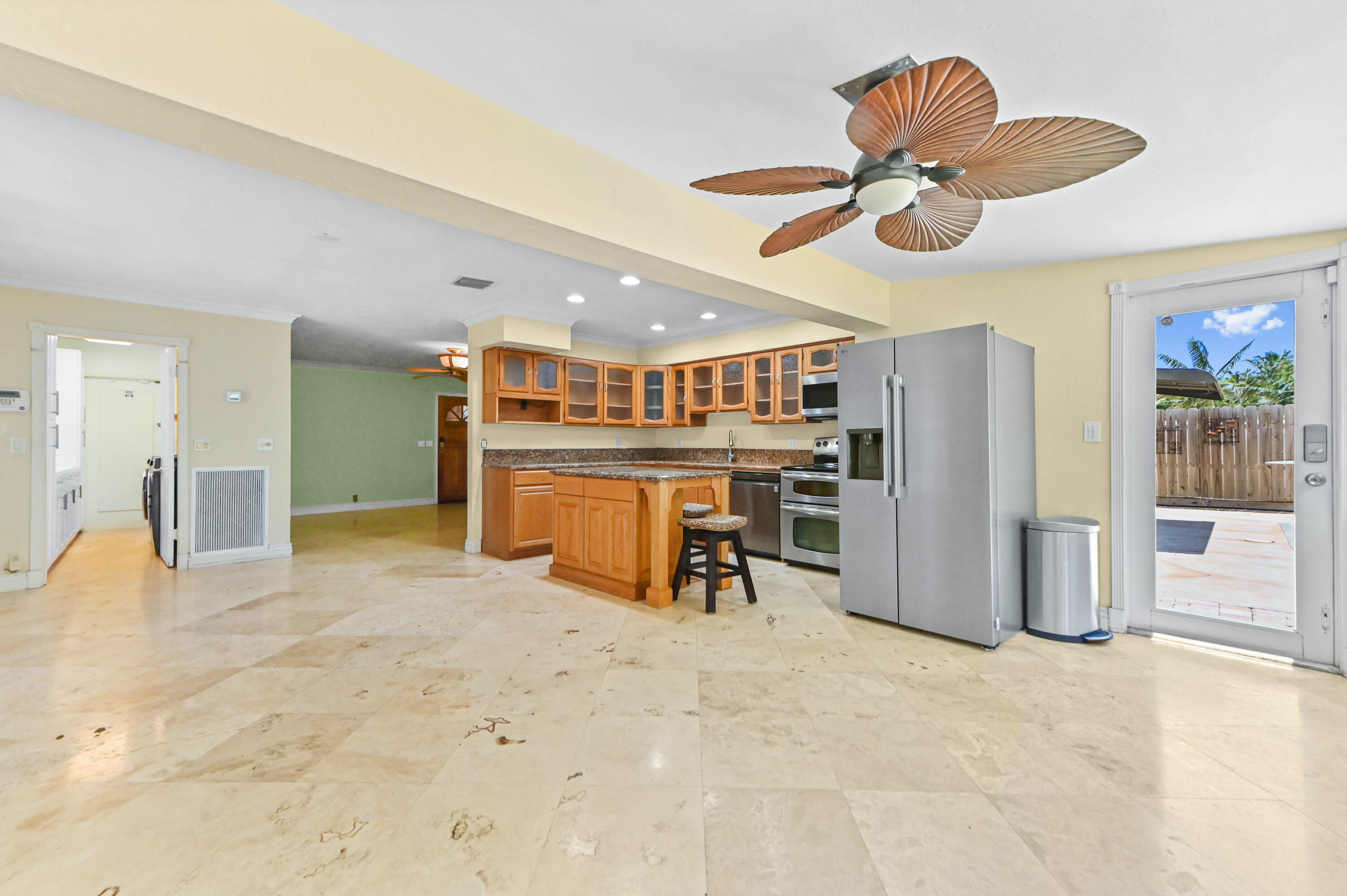 ALMAR ESTATES - Residential