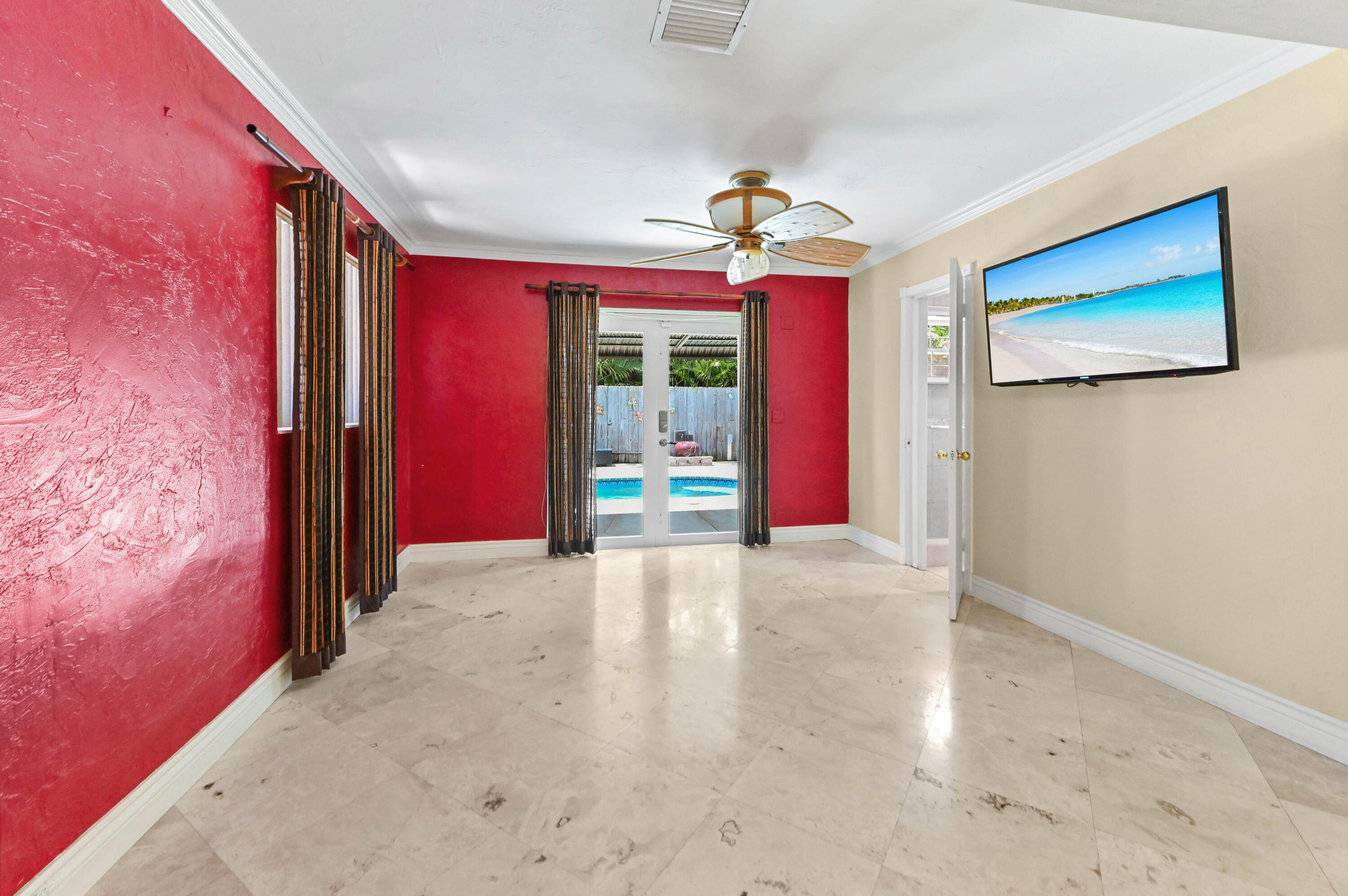 ALMAR ESTATES - Residential