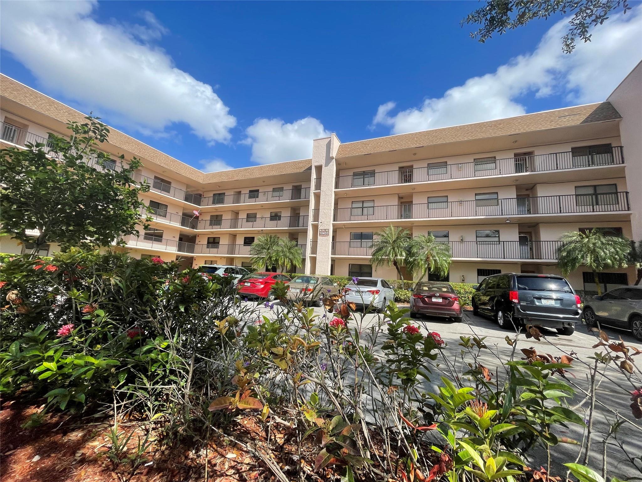 Sunrise Lakes Phase 4 - Residential