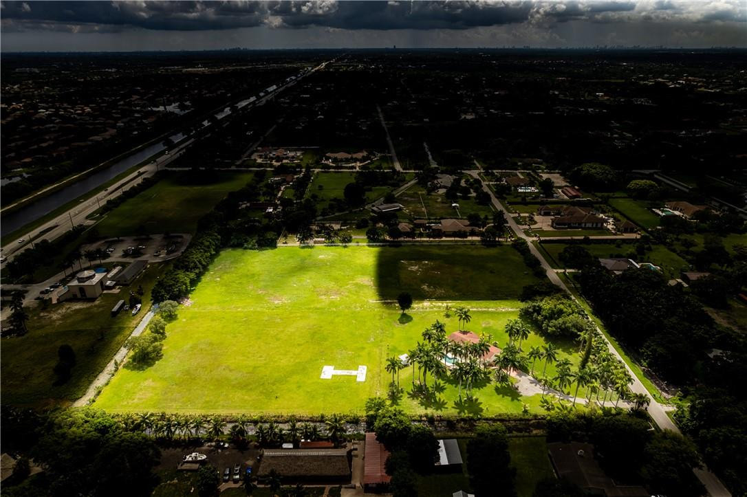 ROLLING OAKS ESTATES - Land