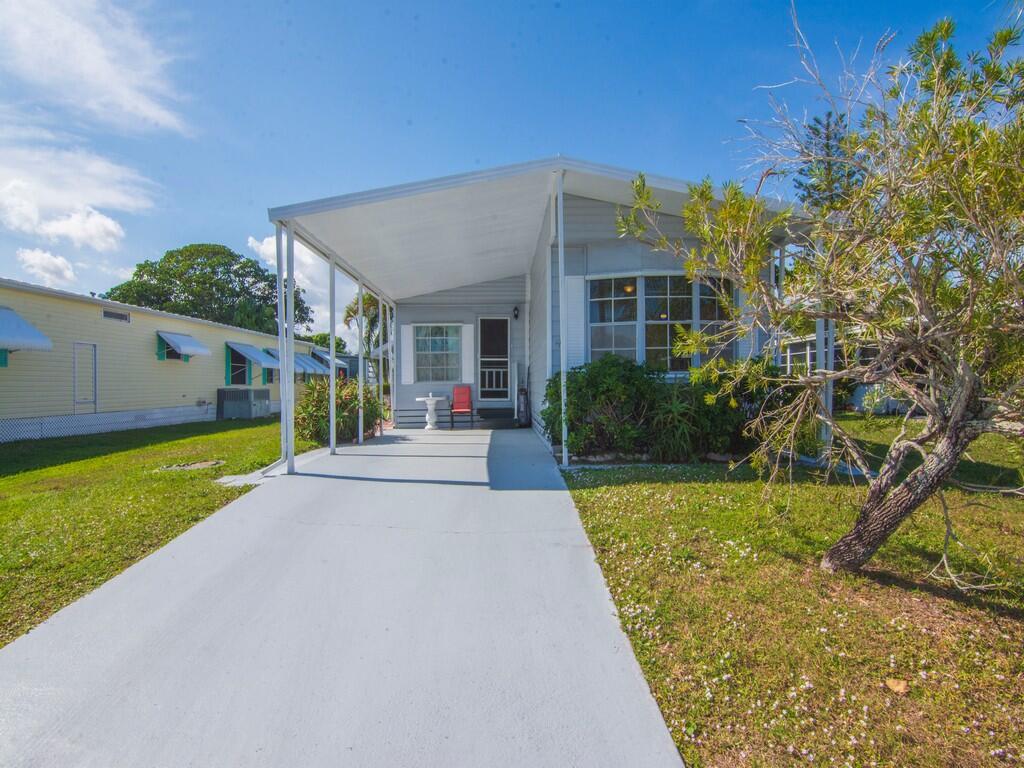 Spanish Lakes Golf Village - Residential