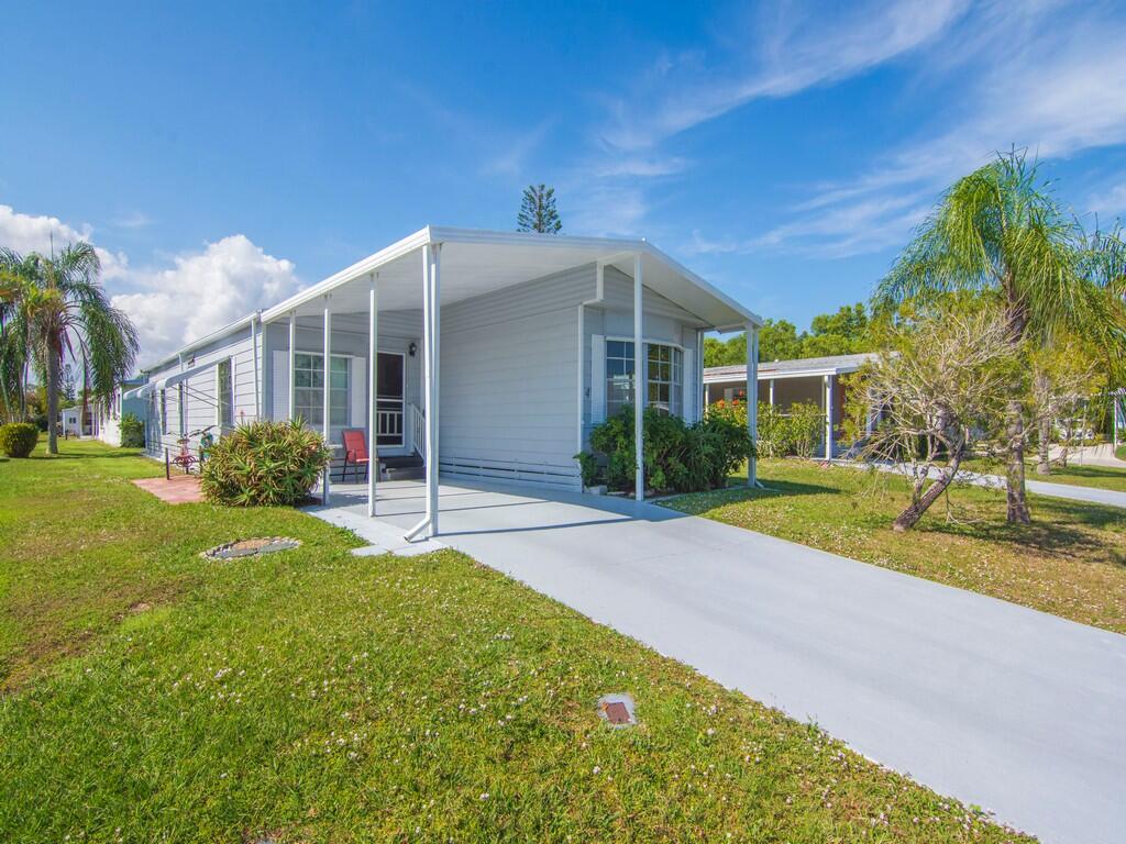 Spanish Lakes Golf Village - Residential