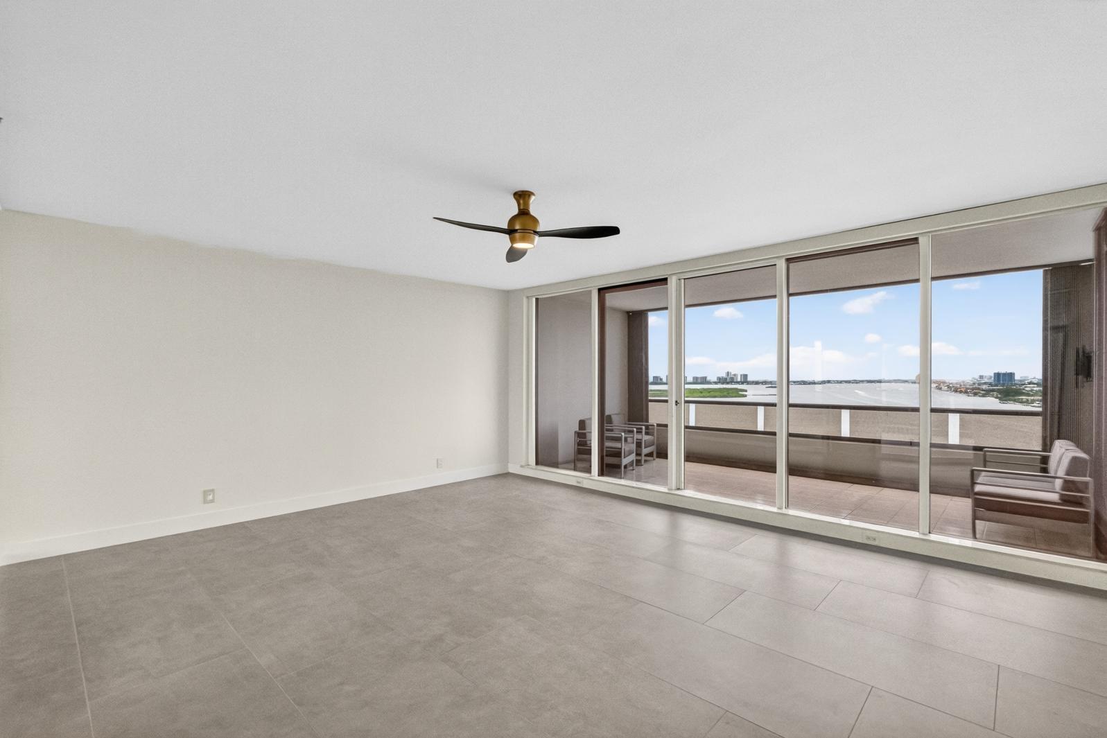 OLD PORT COVE LAKE POINT TOWER CONDO - Residential