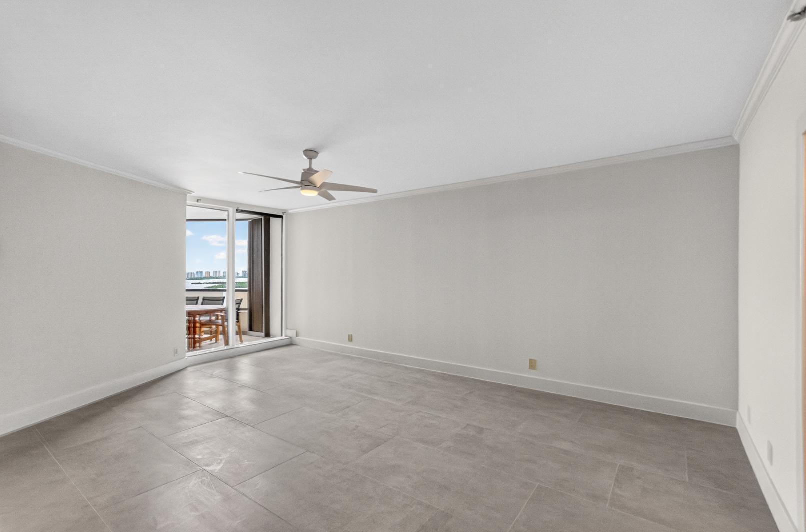 OLD PORT COVE LAKE POINT TOWER CONDO - Residential