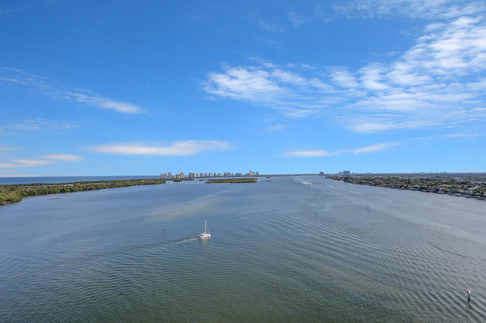 OLD PORT COVE LAKE POINT TOWER CONDO - Residential