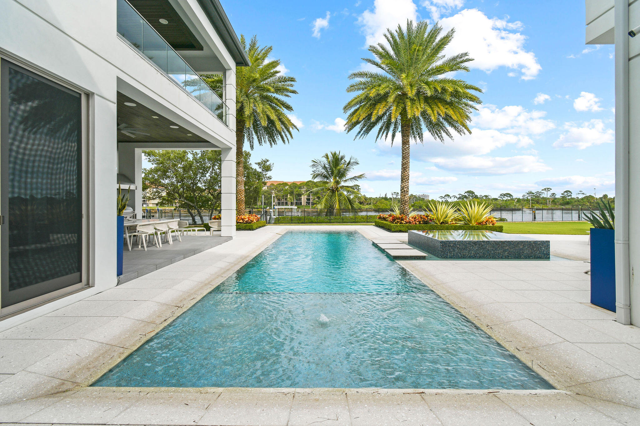 HARBOR PLACE - Residential