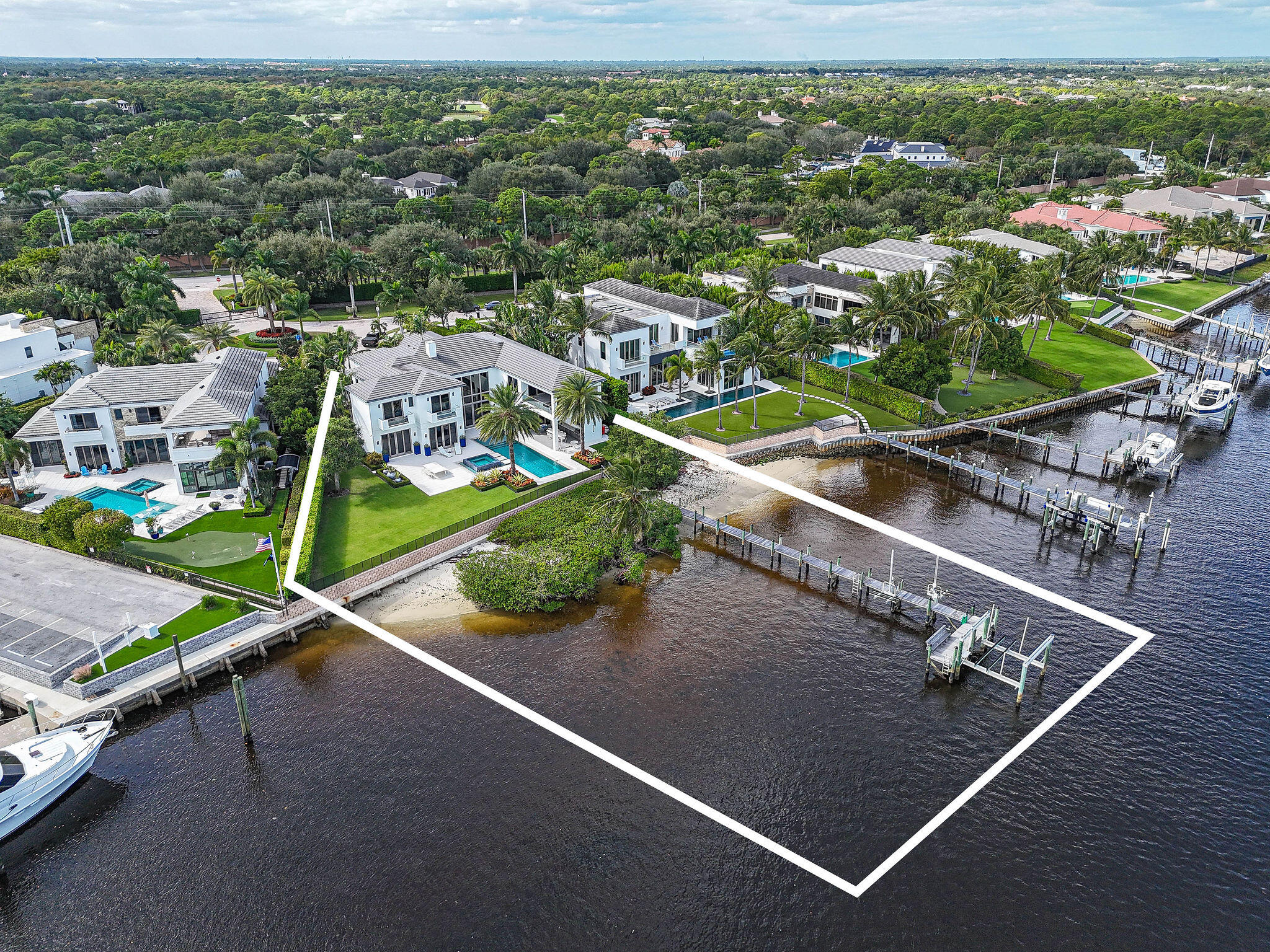 HARBOR PLACE - Residential