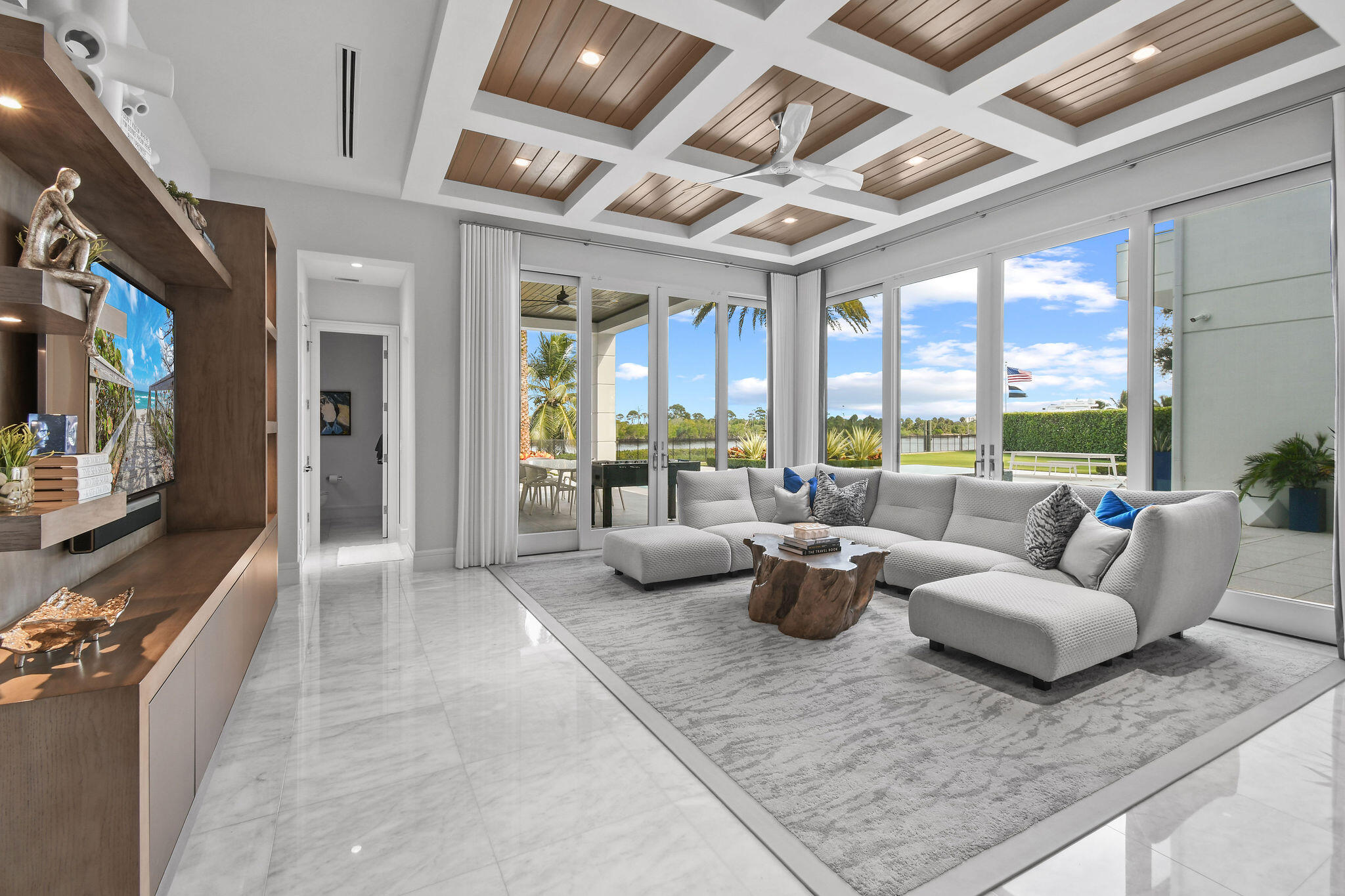 HARBOR PLACE - Residential