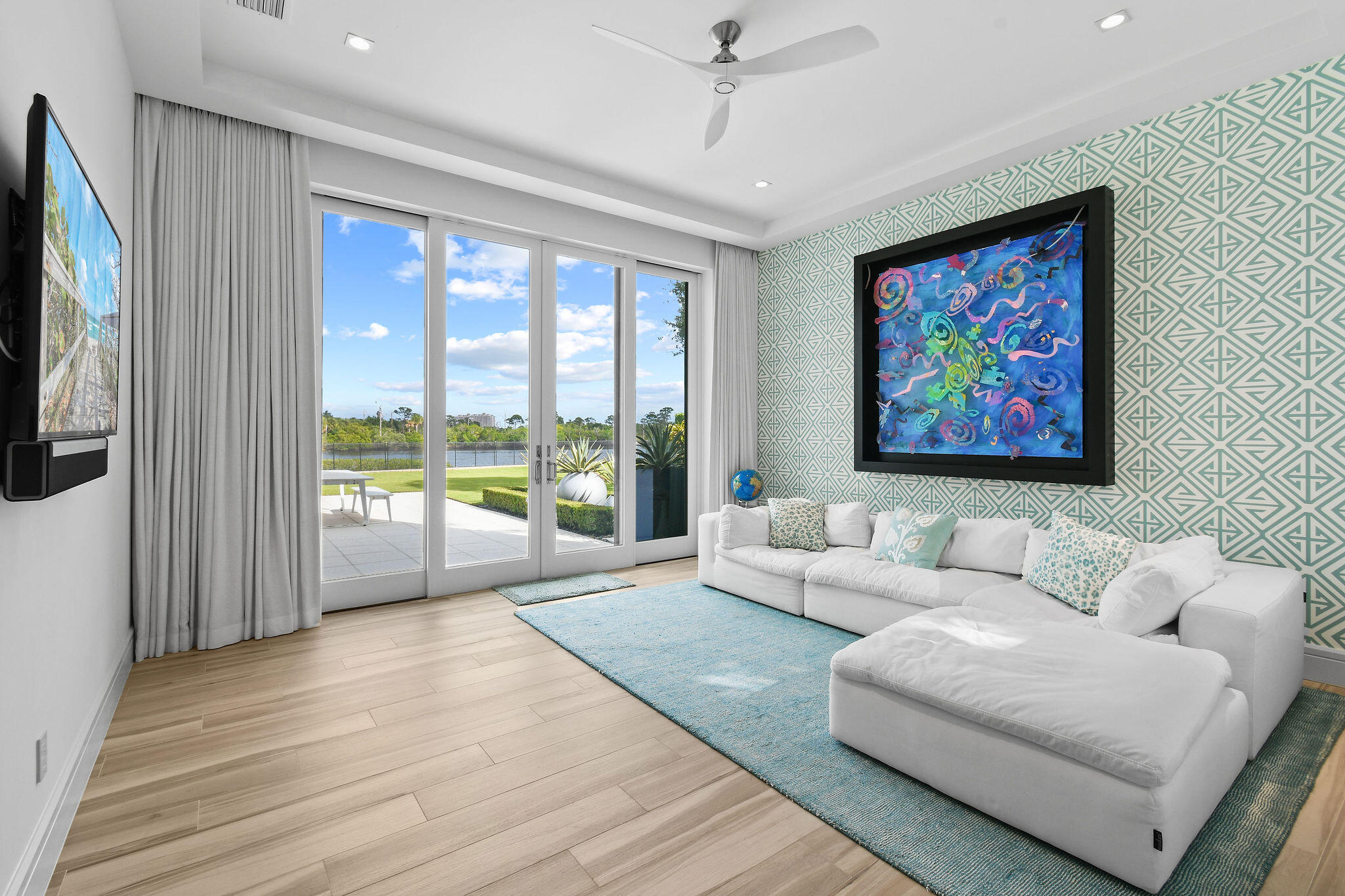 HARBOR PLACE - Residential