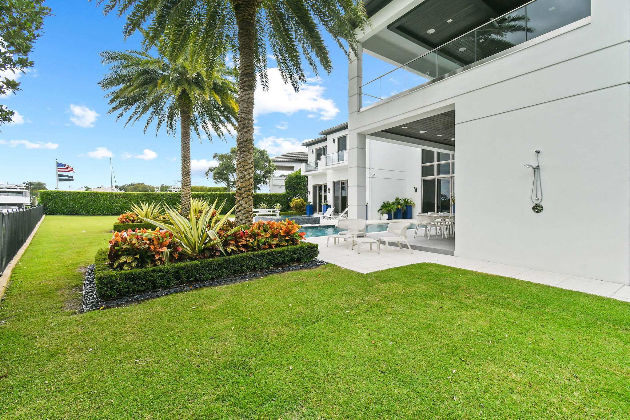 HARBOR PLACE - Residential