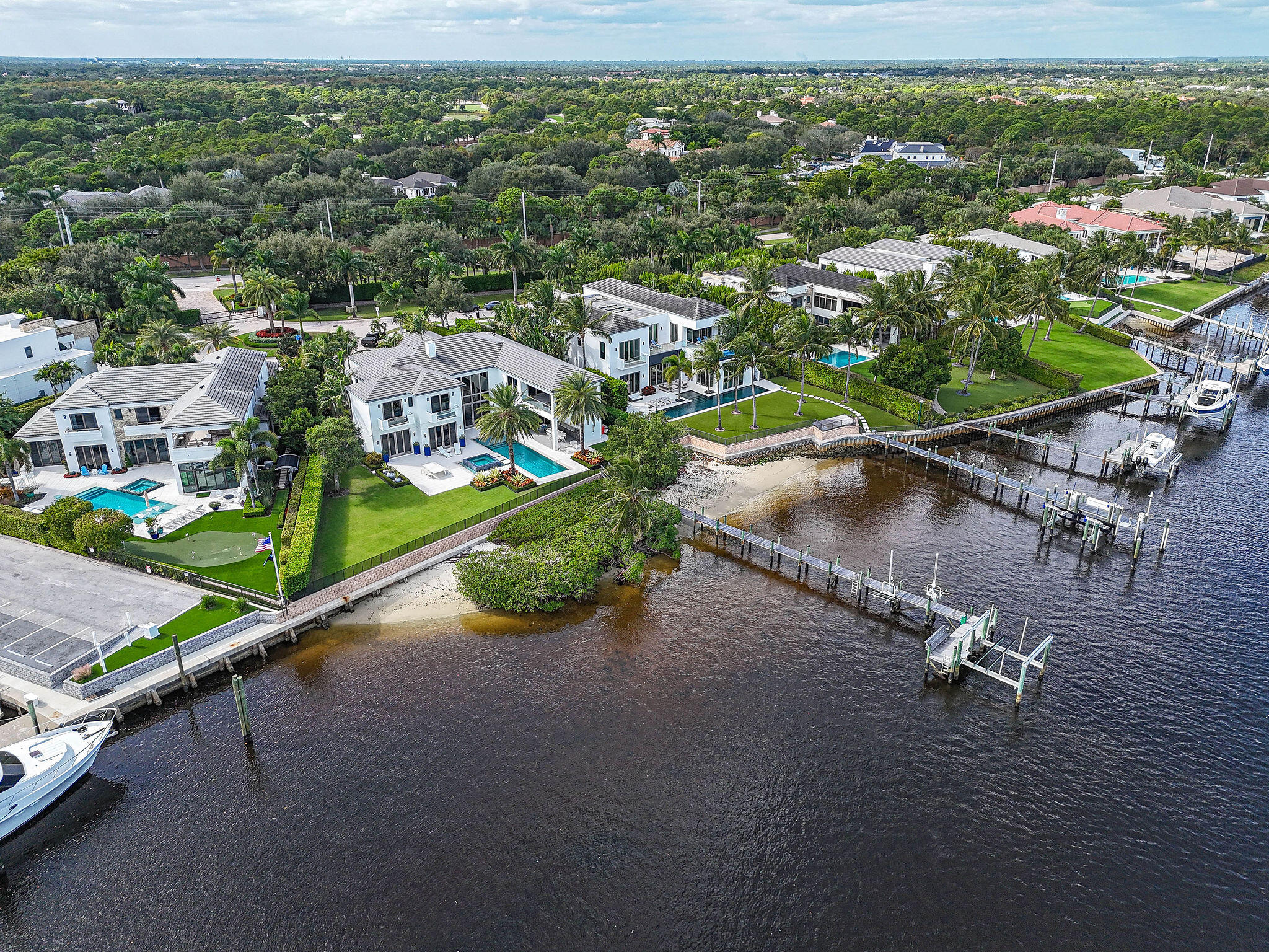 HARBOR PLACE - Residential