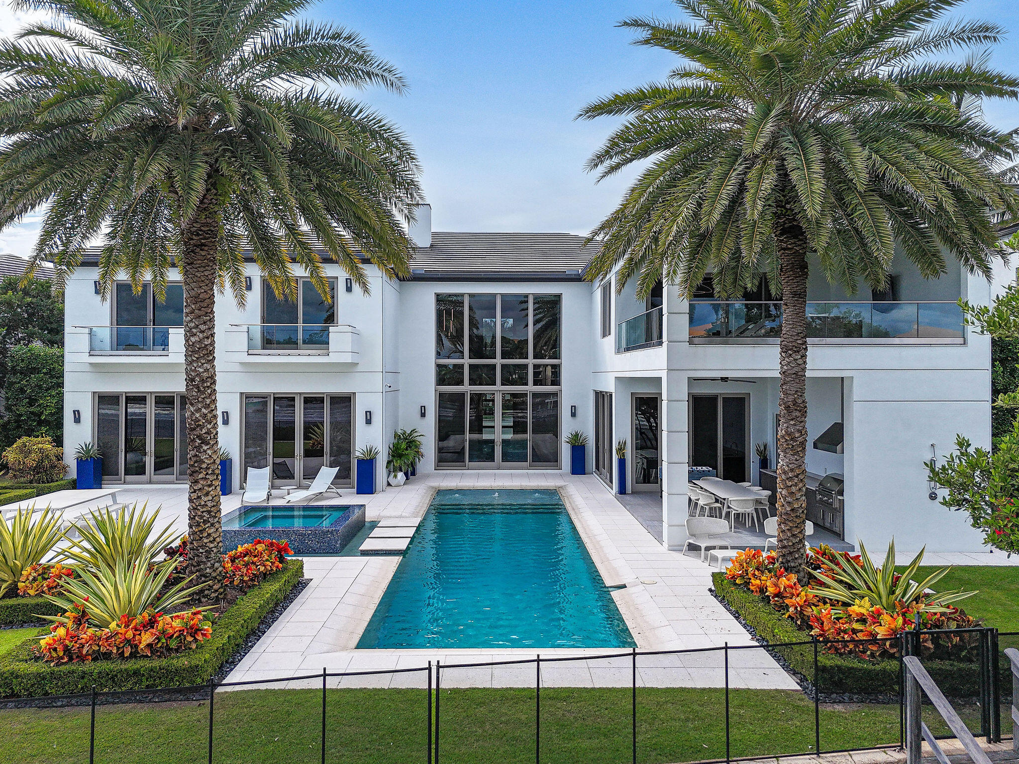 HARBOR PLACE - Residential