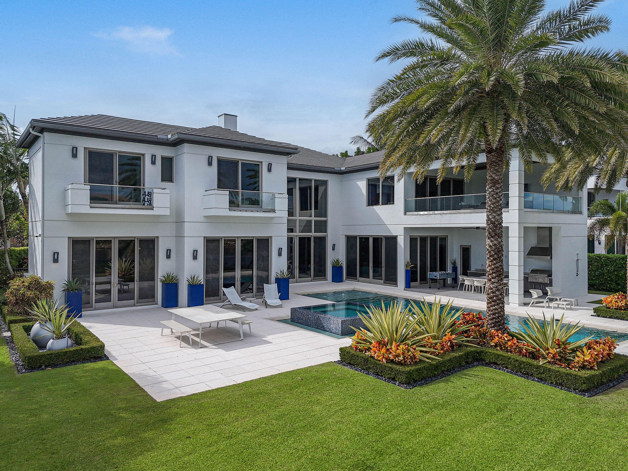 HARBOR PLACE - Residential