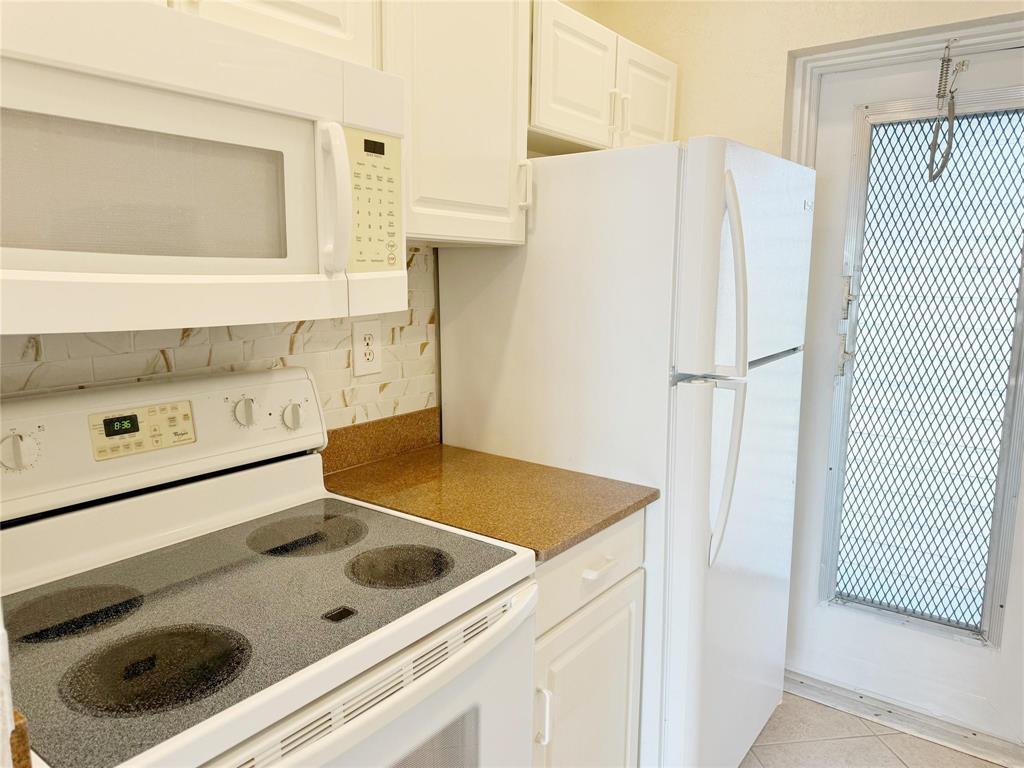 LEISUREVILLE LAKE CONDO - Residential