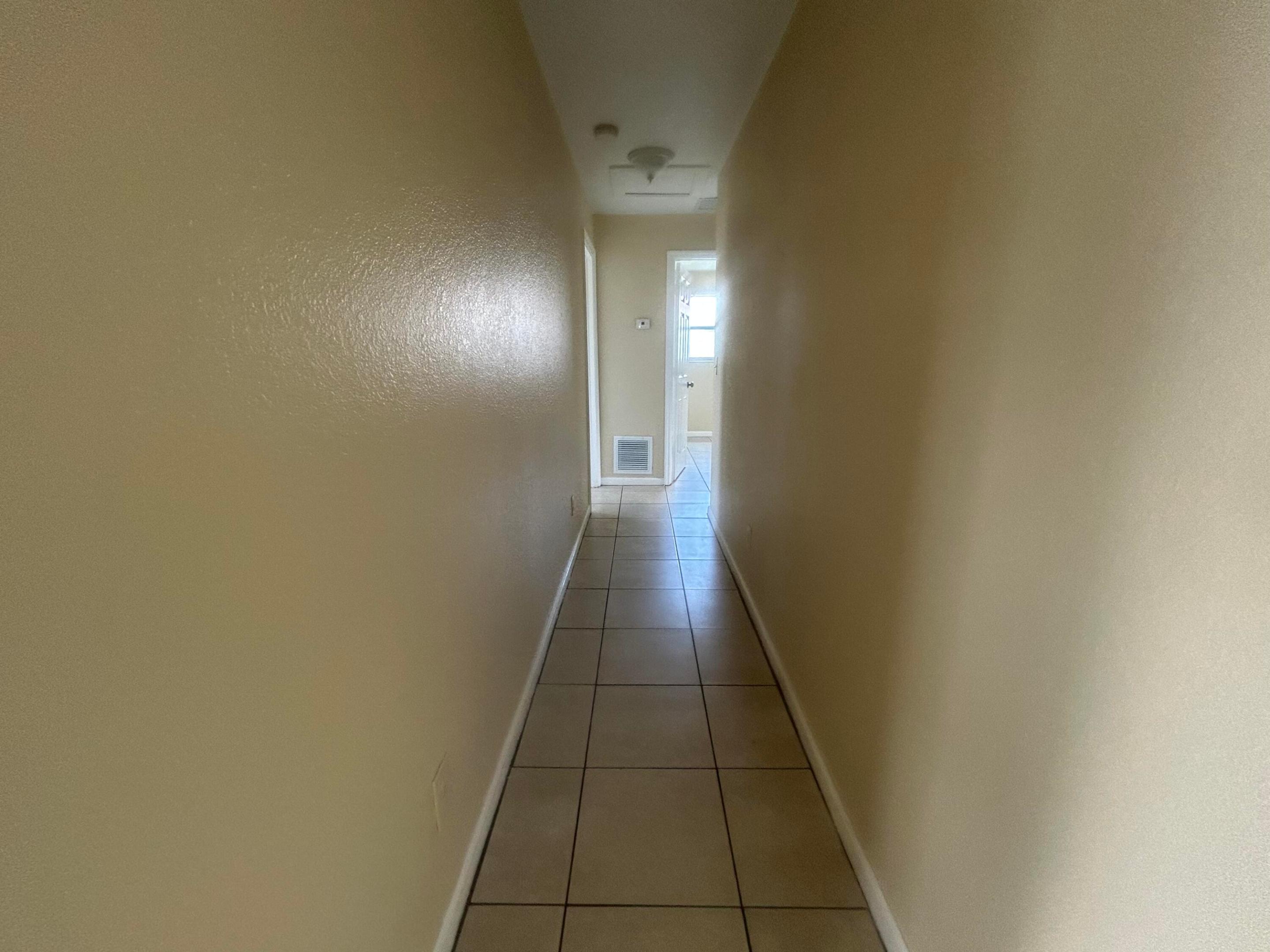 RIVIERA BEACH HEIGHTS ADD 9 - Residential Lease